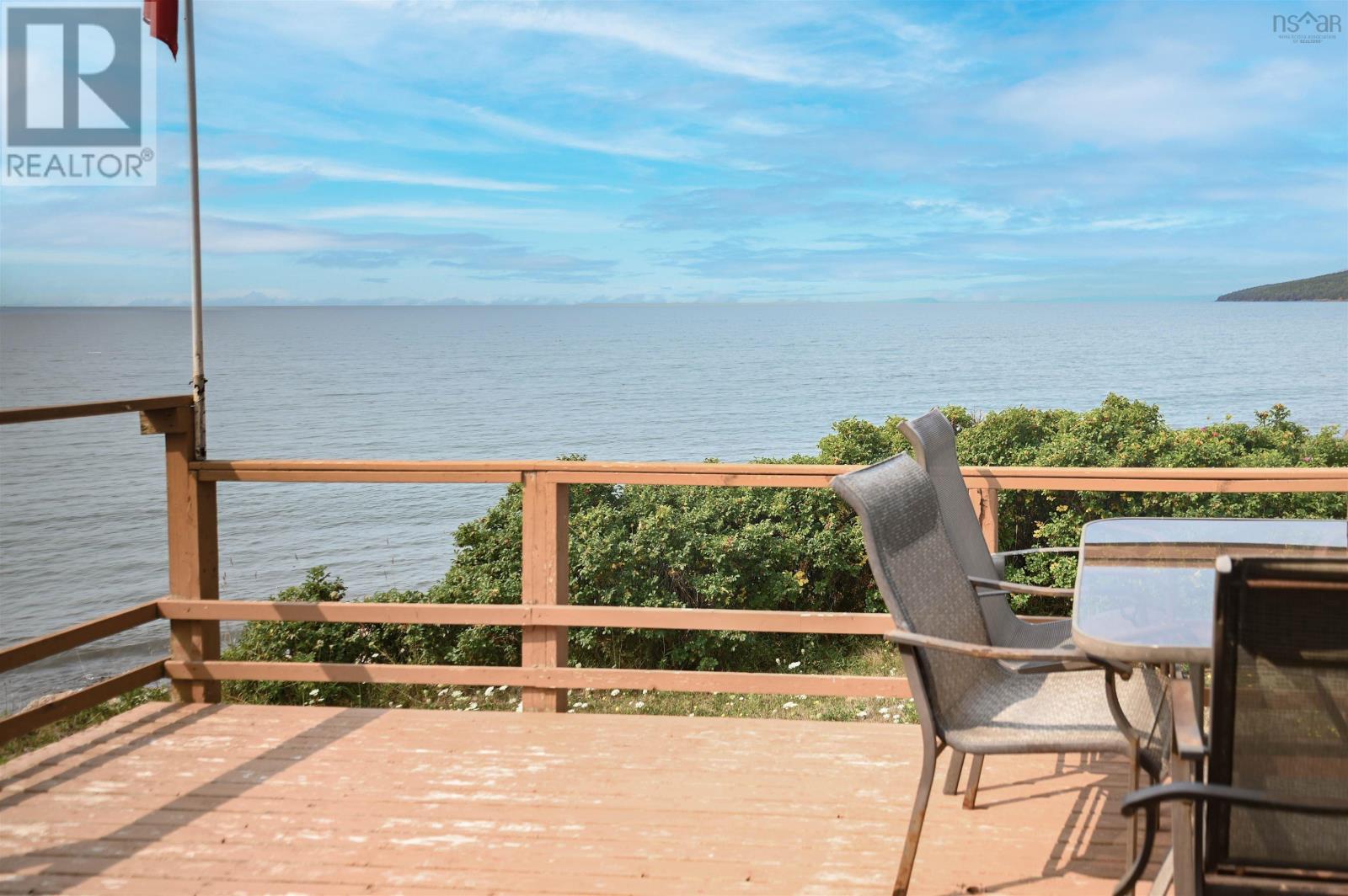 Property 32 of 44 of 1472 Cape Split Rd