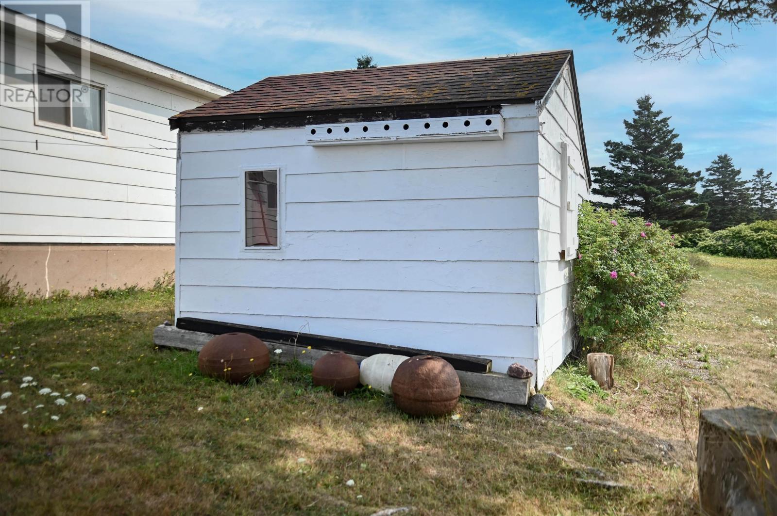 Property 27 of 44 of 1472 Cape Split Rd