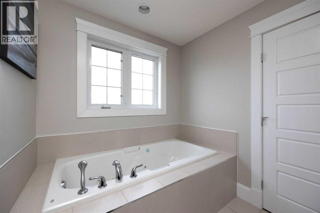 312 Gravelstone Road, Fort McMurray
