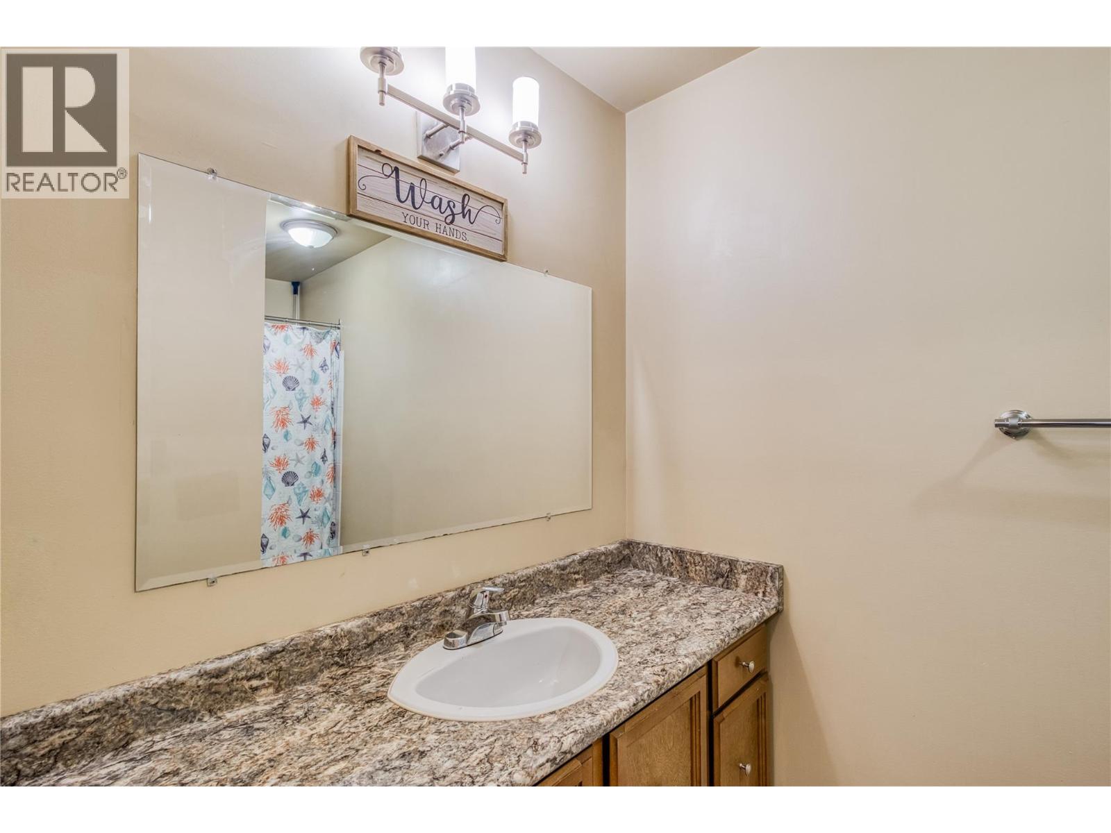 151 1050 Springfield Road, Kelowna