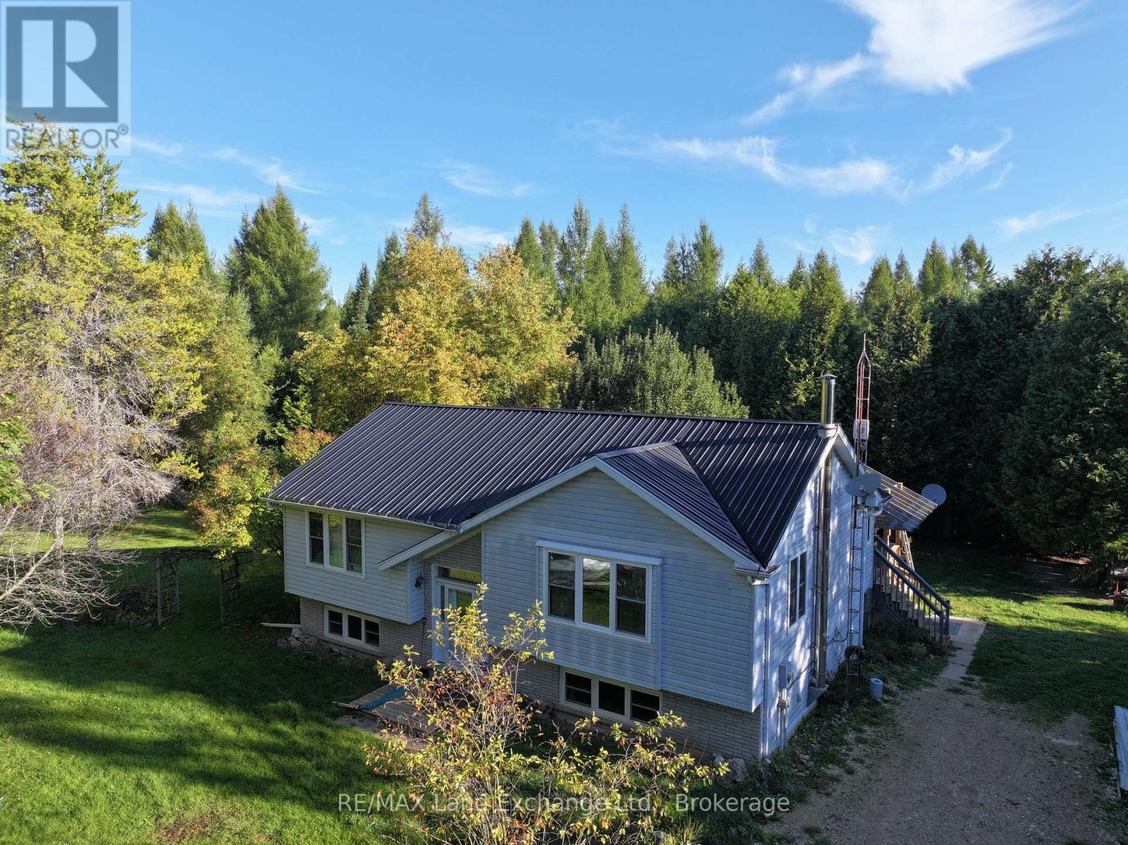 315045 HIGHWAY 6 RR1 HIGHWAY