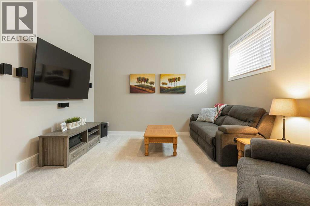272 Sundown Road, Cochrane