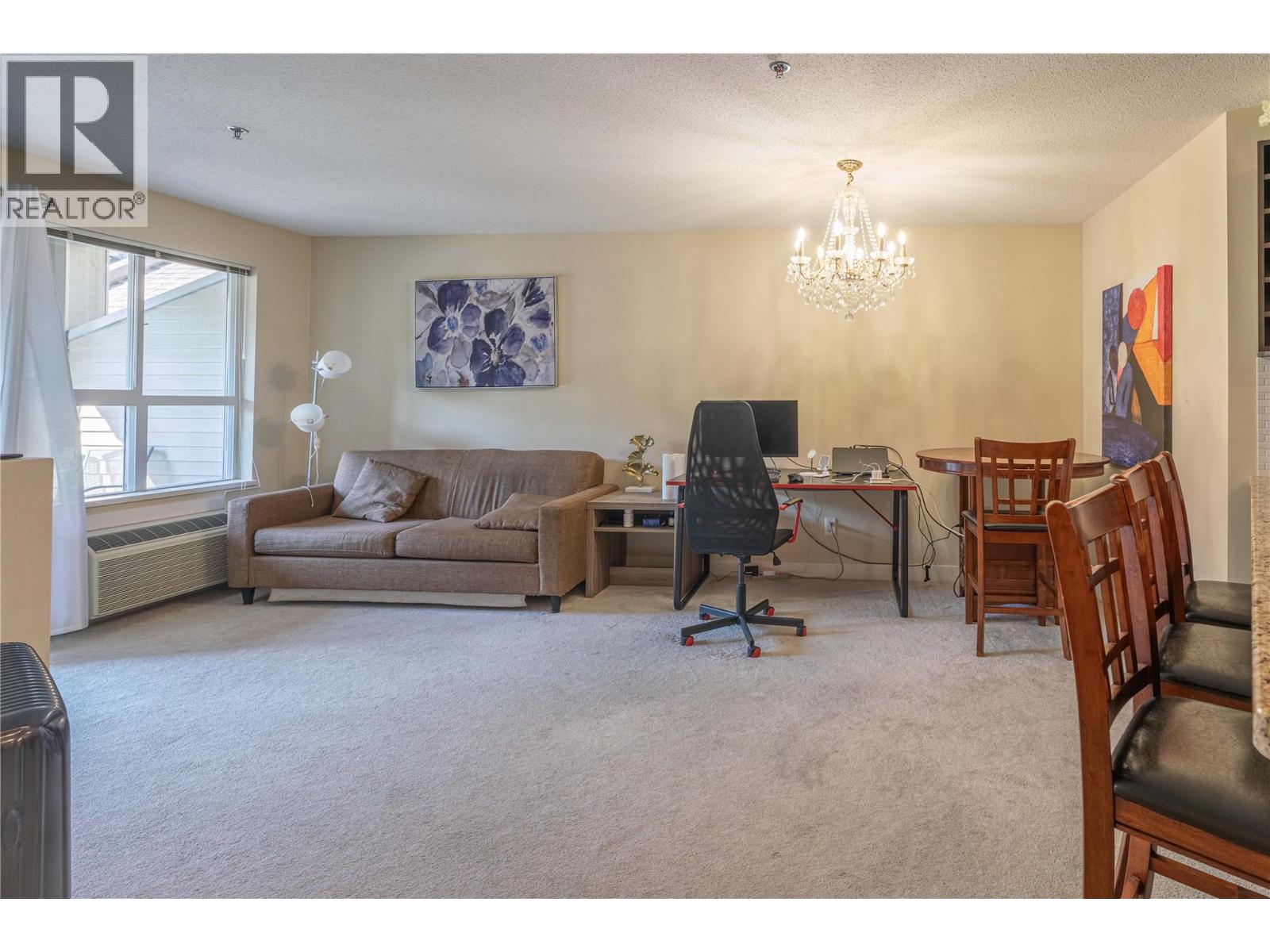 218 1089 Sunset Drive, Kelowna