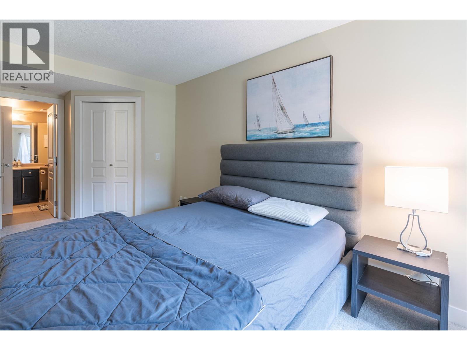 218 1089 Sunset Drive, Kelowna