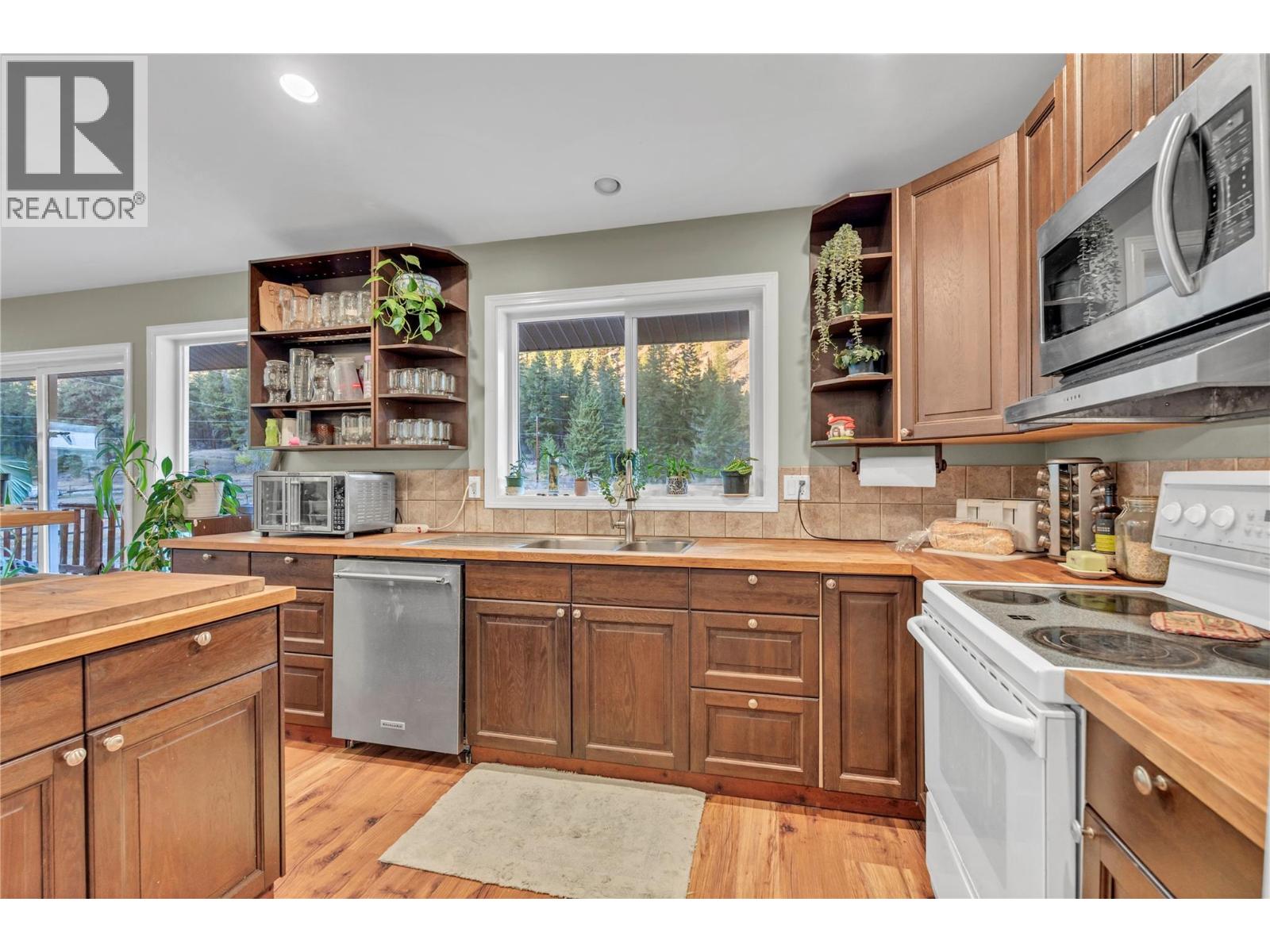 2613 OLD HEDLEY Road, Hedley