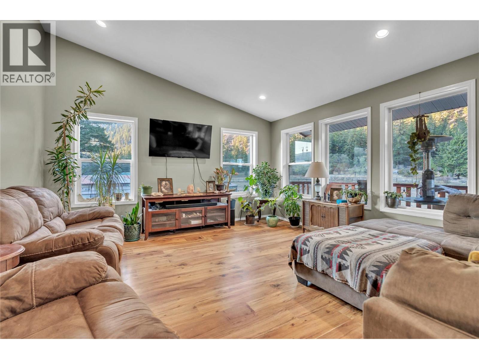 2613 OLD HEDLEY Road, Hedley