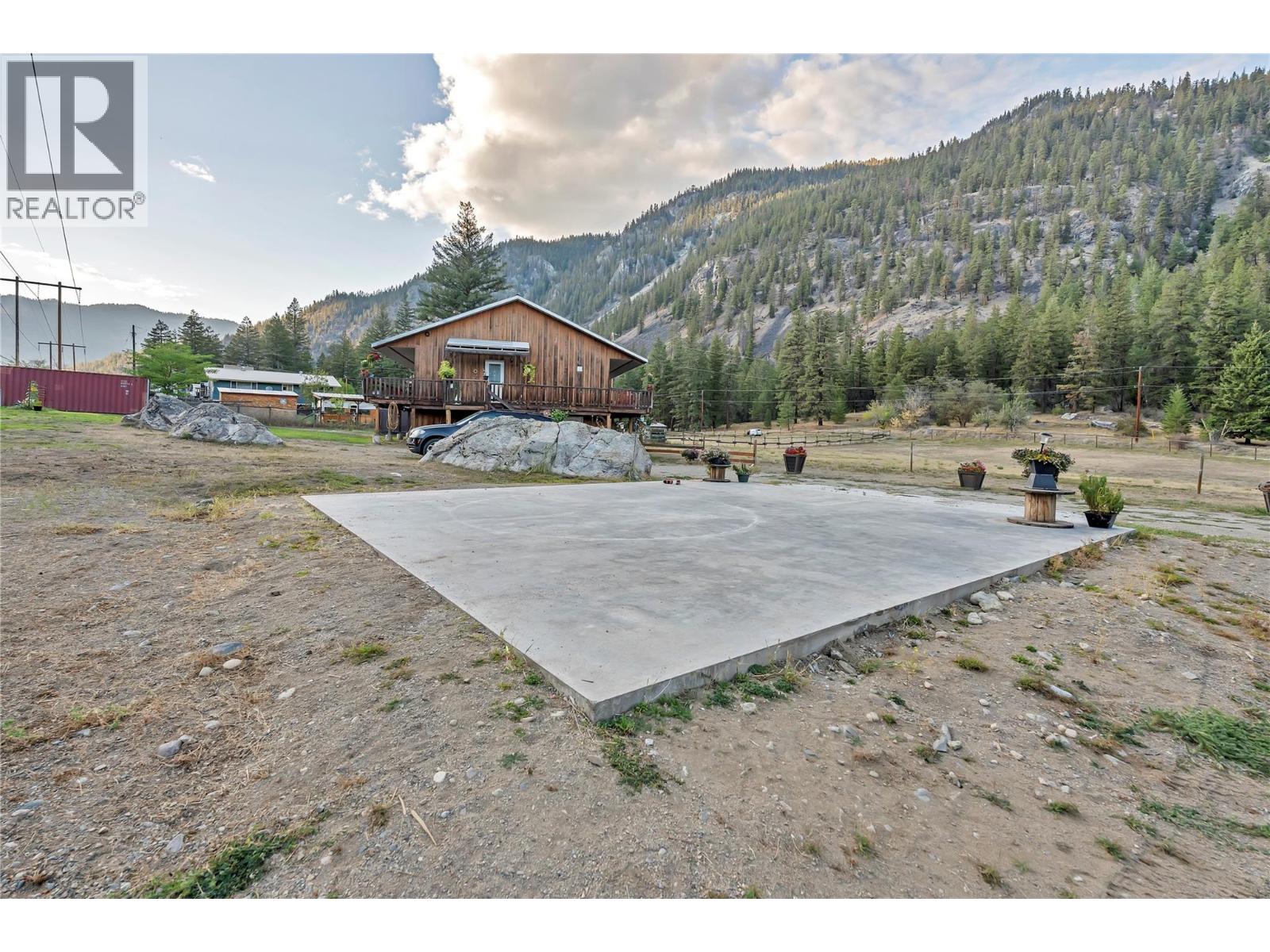 2613 OLD HEDLEY Road, Hedley