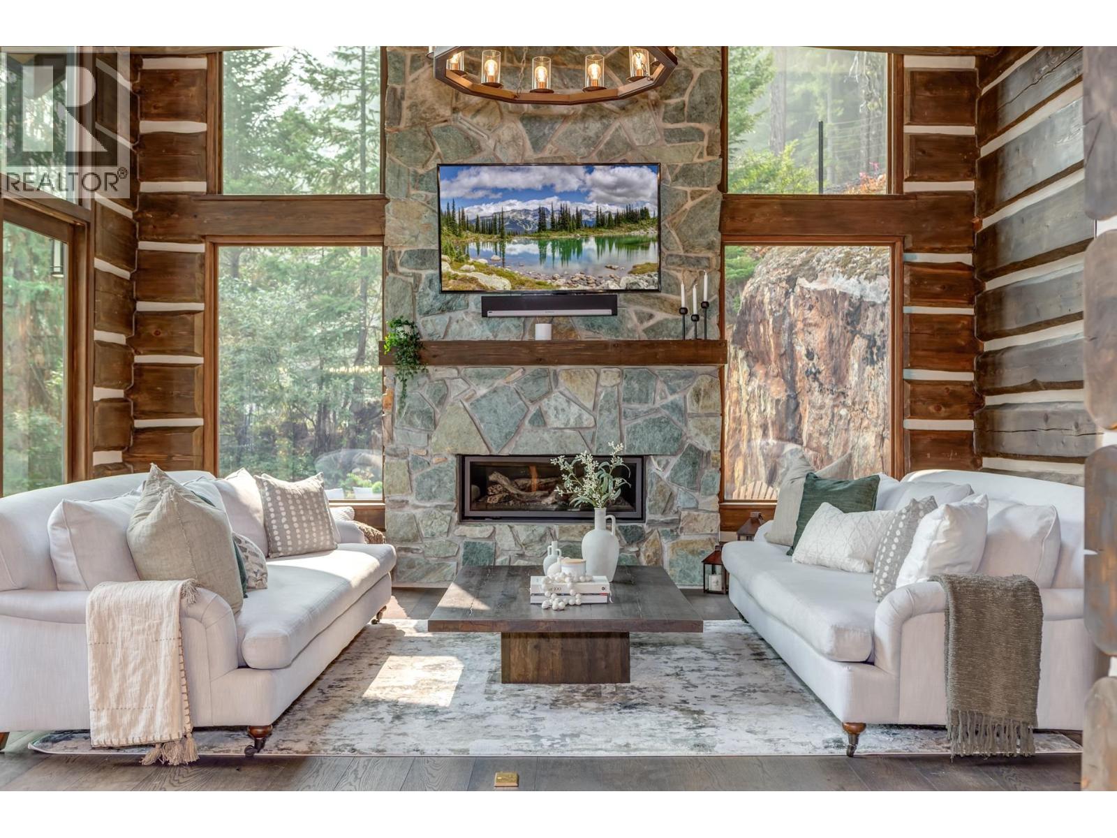 3354 PEAK DRIVE, Whistler