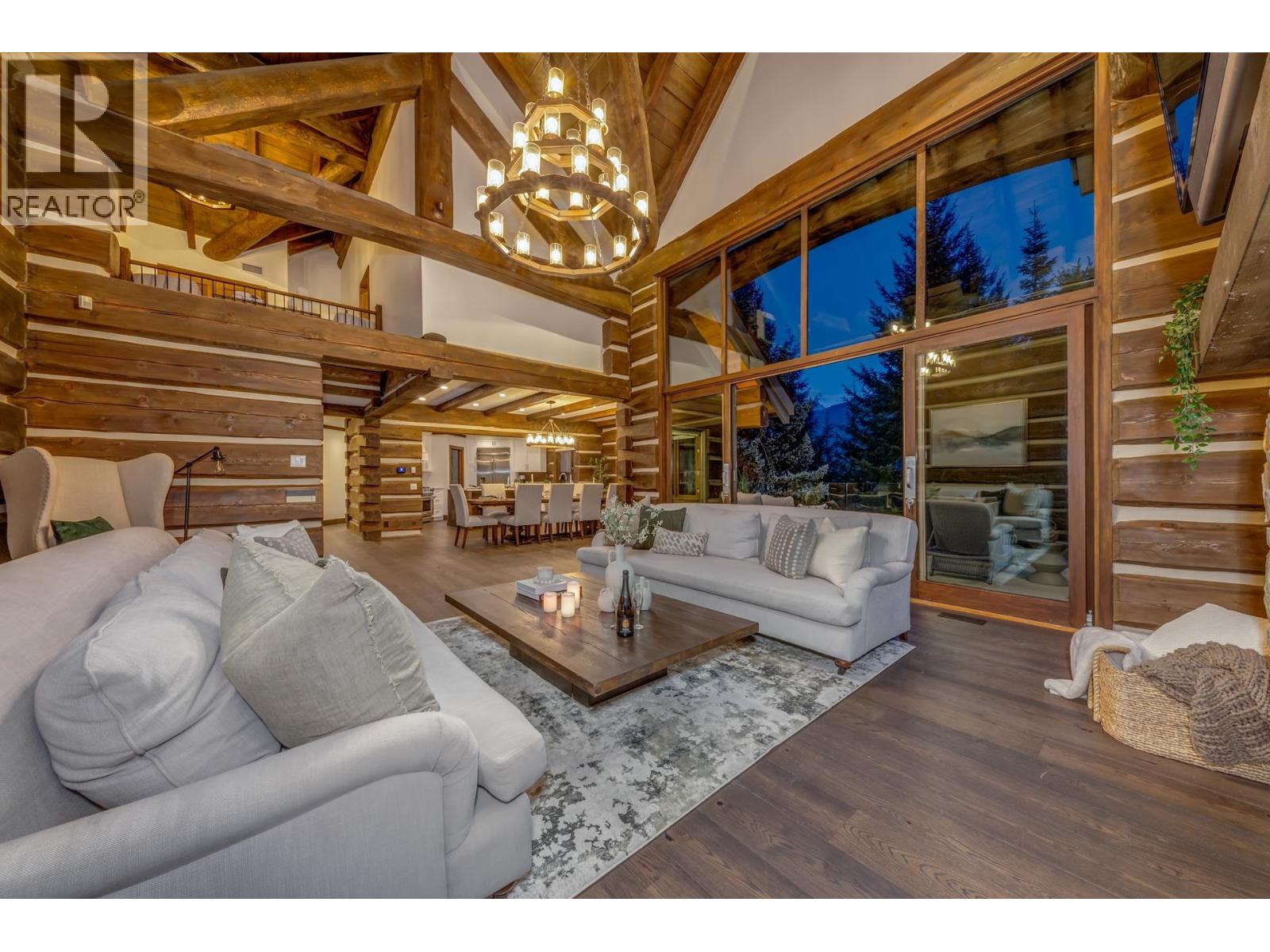3354 PEAK DRIVE, Whistler