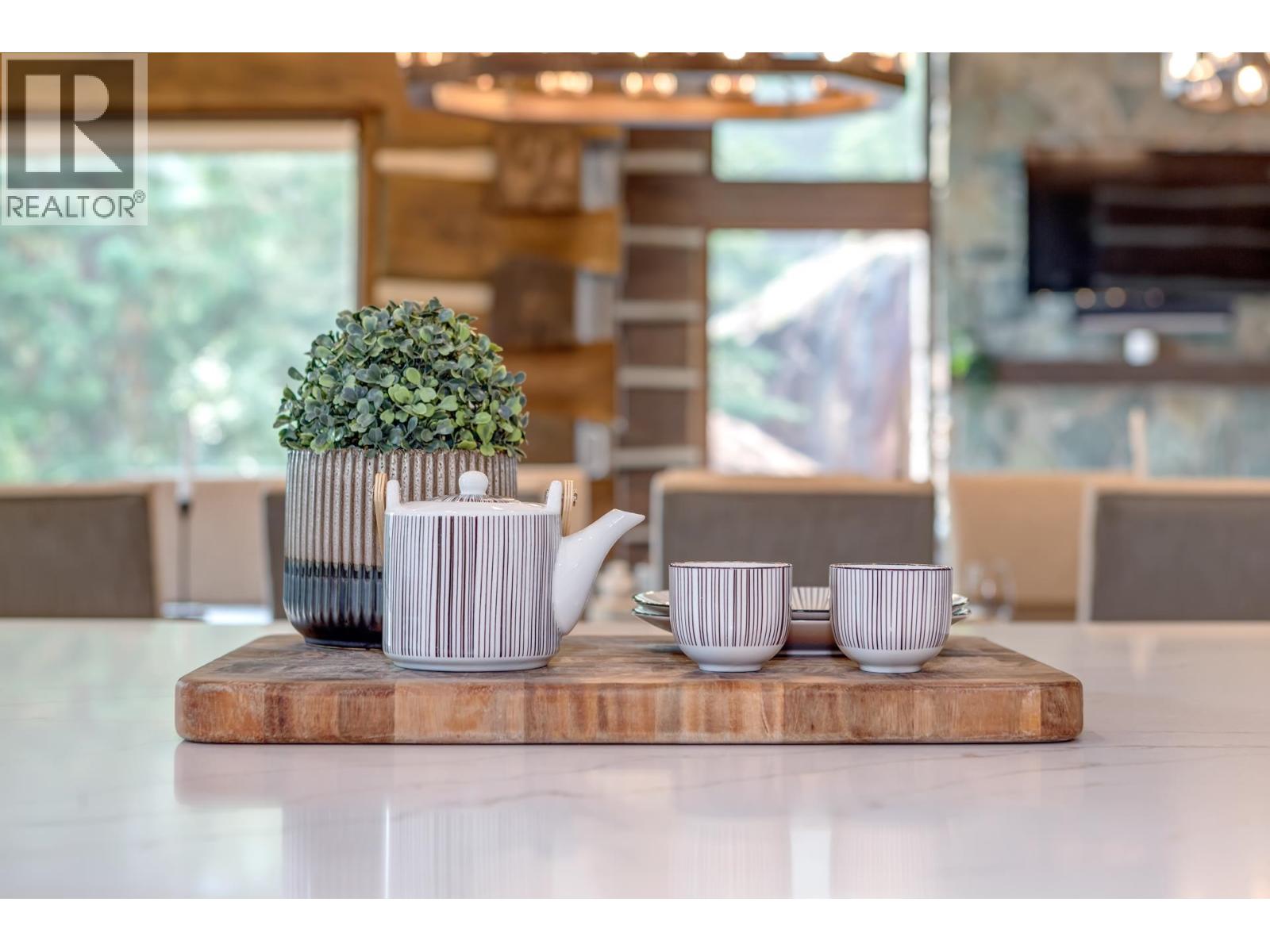 3354 PEAK DRIVE, Whistler