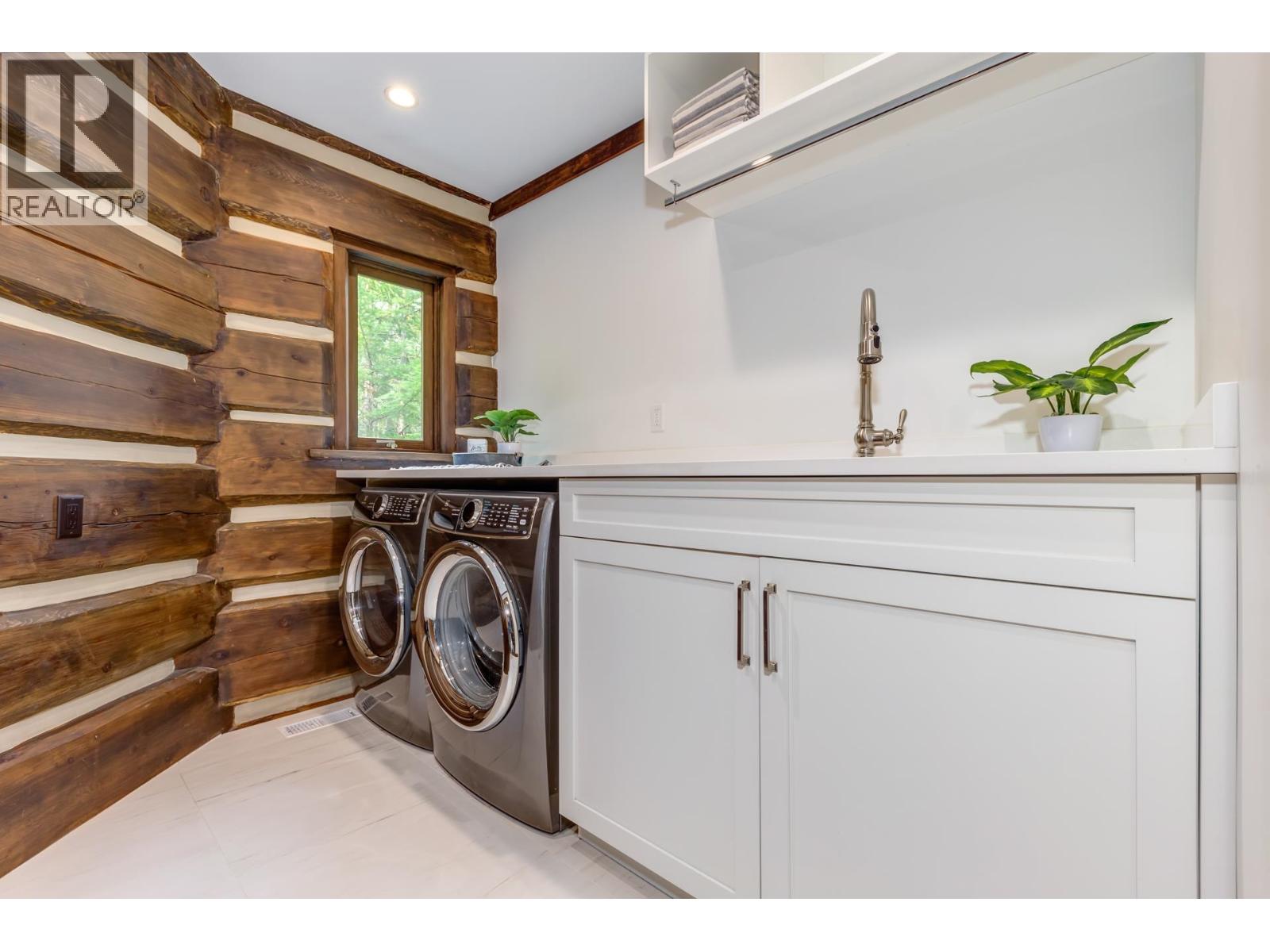 3354 PEAK DRIVE, Whistler
