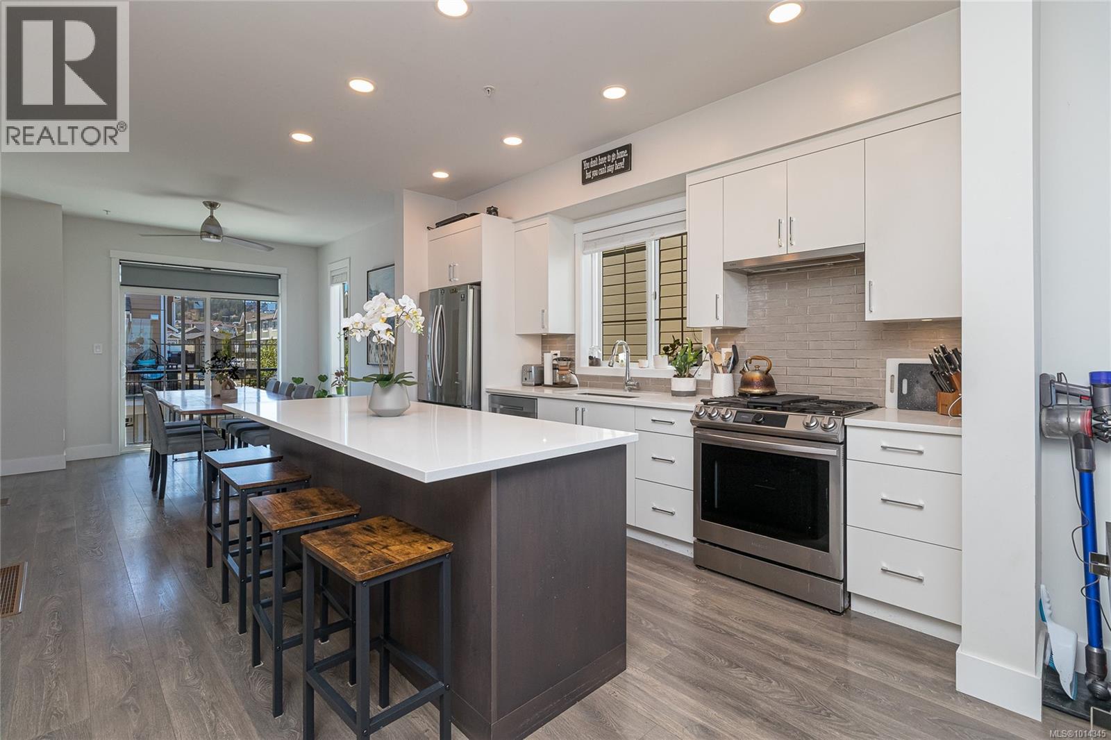 141 3501 Dunlin St, Colwood