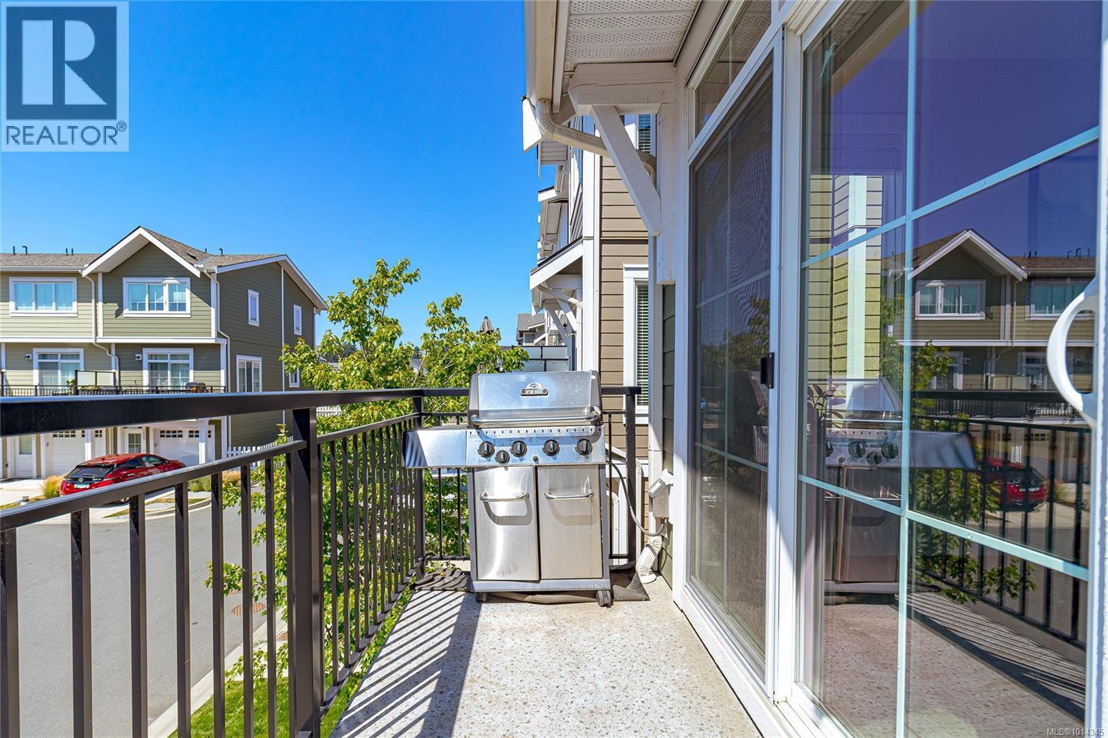 141 3501 Dunlin St, Colwood