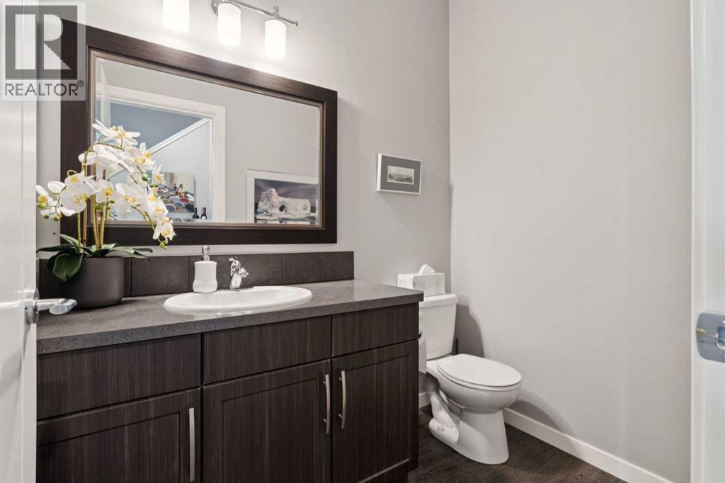 101 Sunset Drive, Cochrane