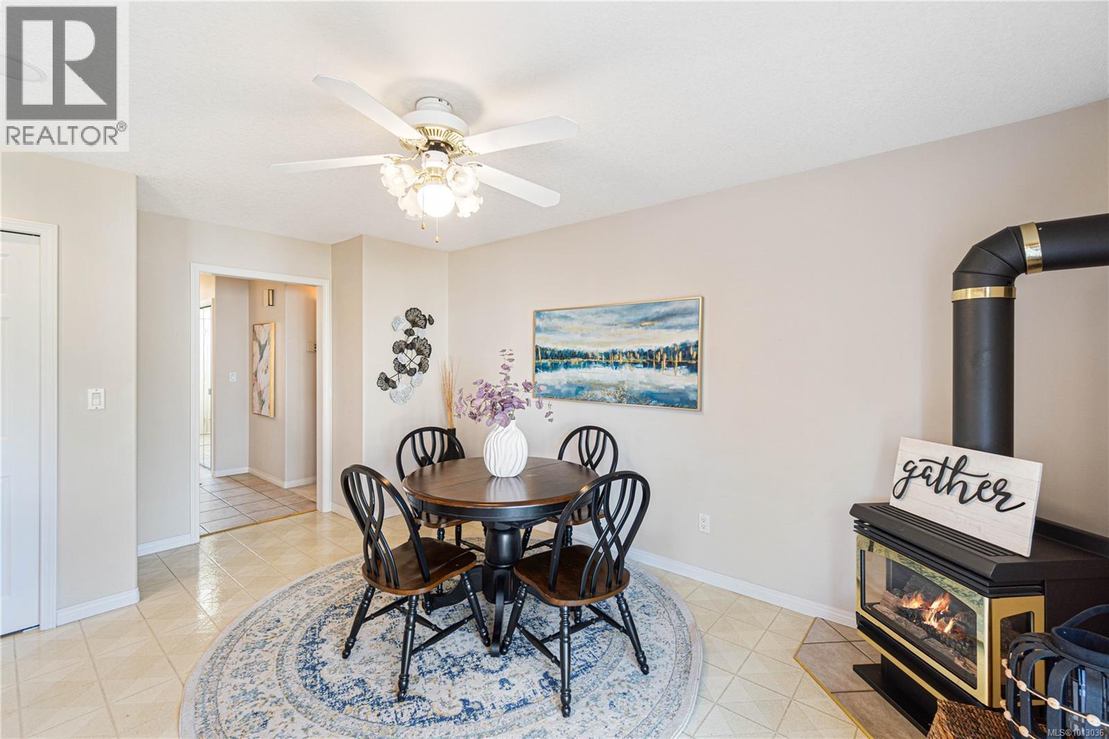 587 Hawthorne Rise, Parksville