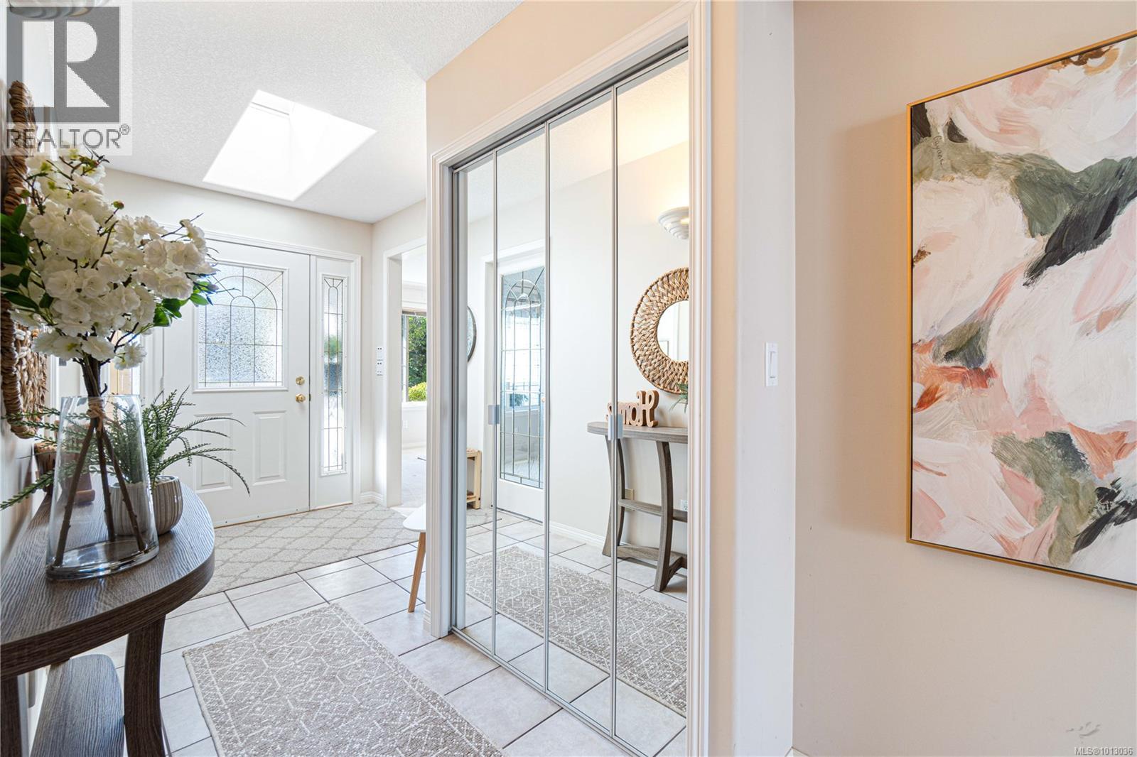 587 Hawthorne Rise, Parksville