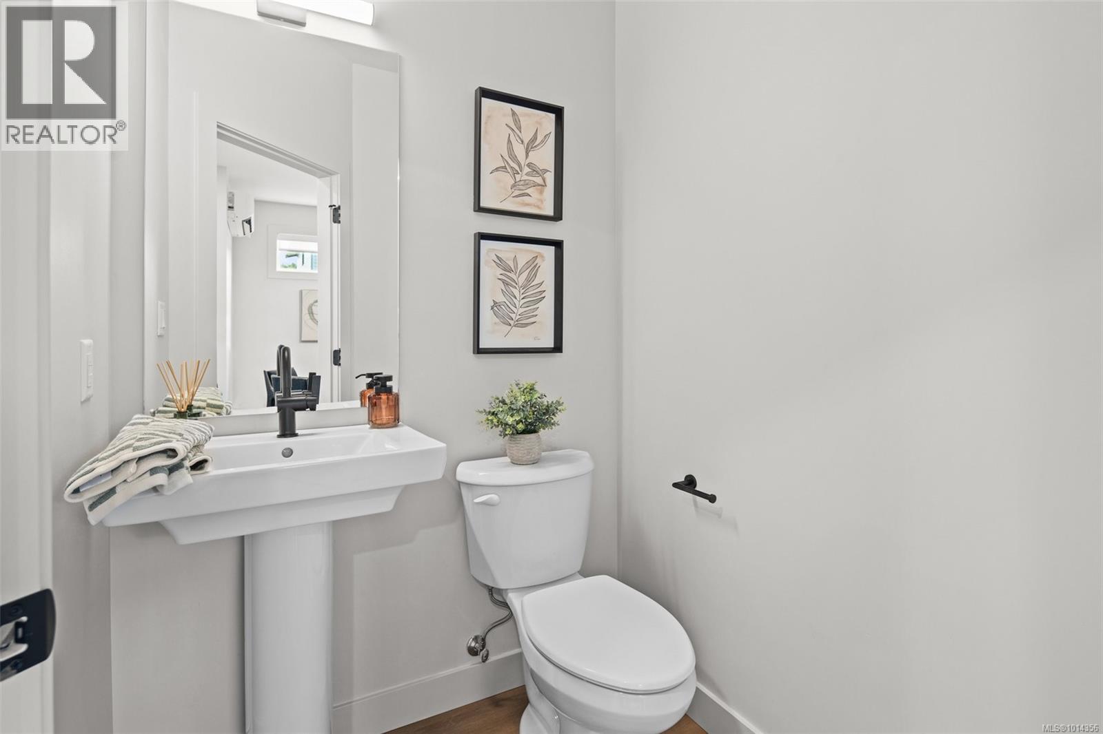 3771 Producers Way, Colwood