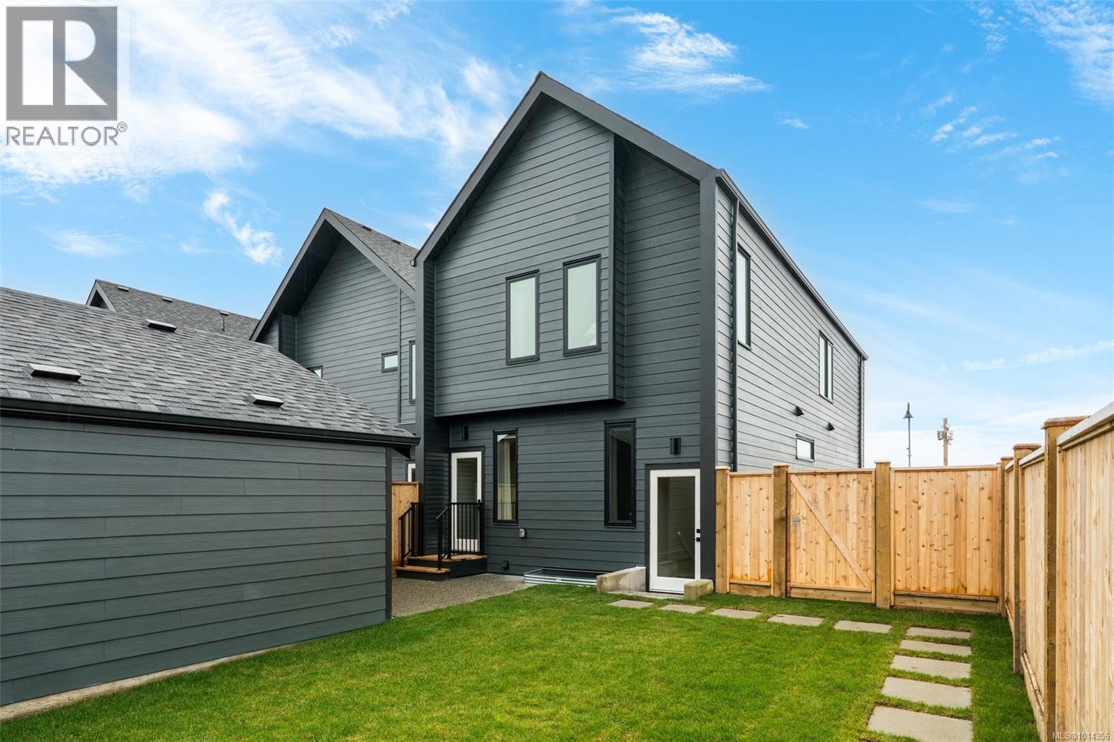 3771 Producers Way, Colwood