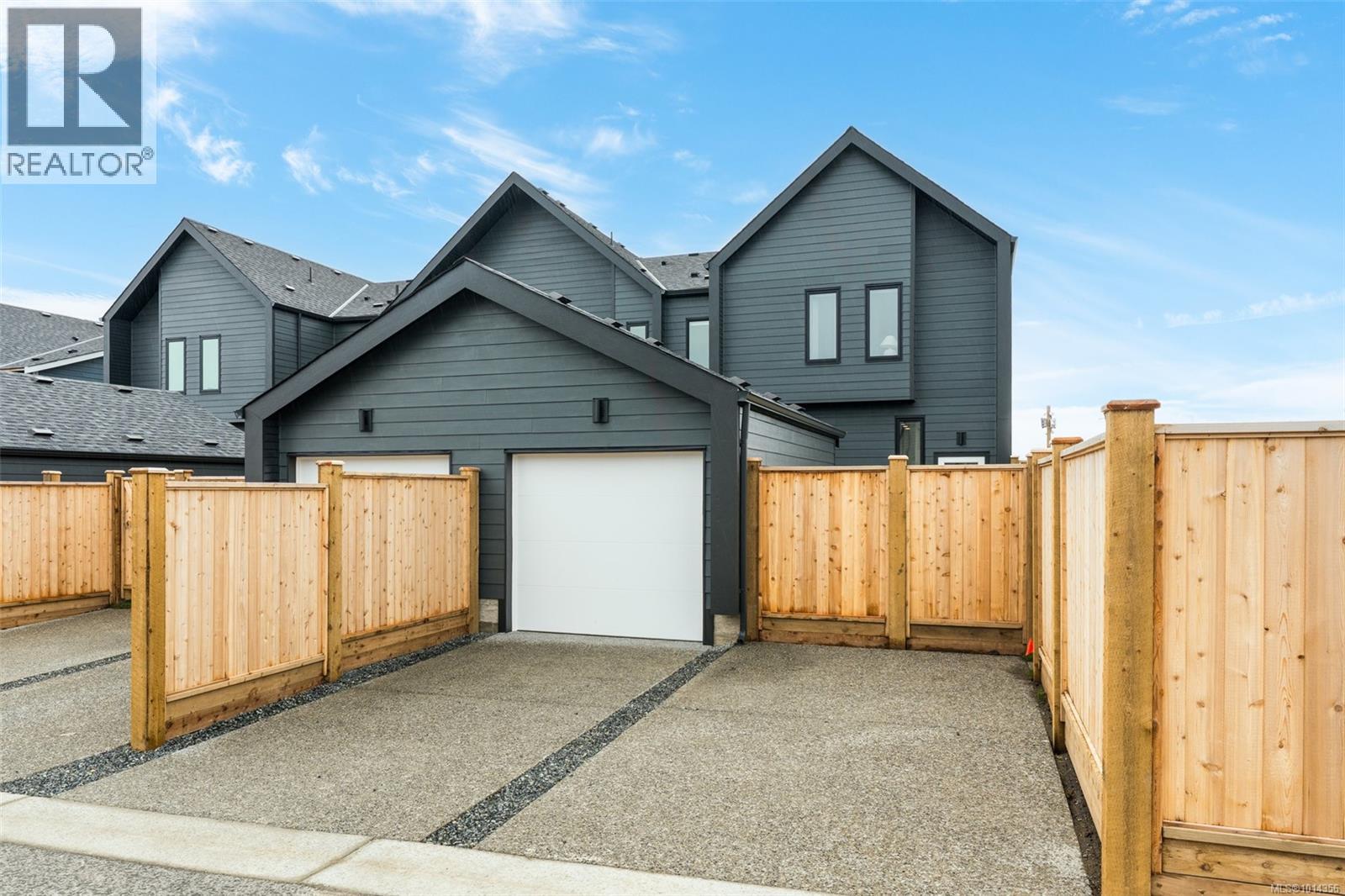 3771 Producers Way, Colwood