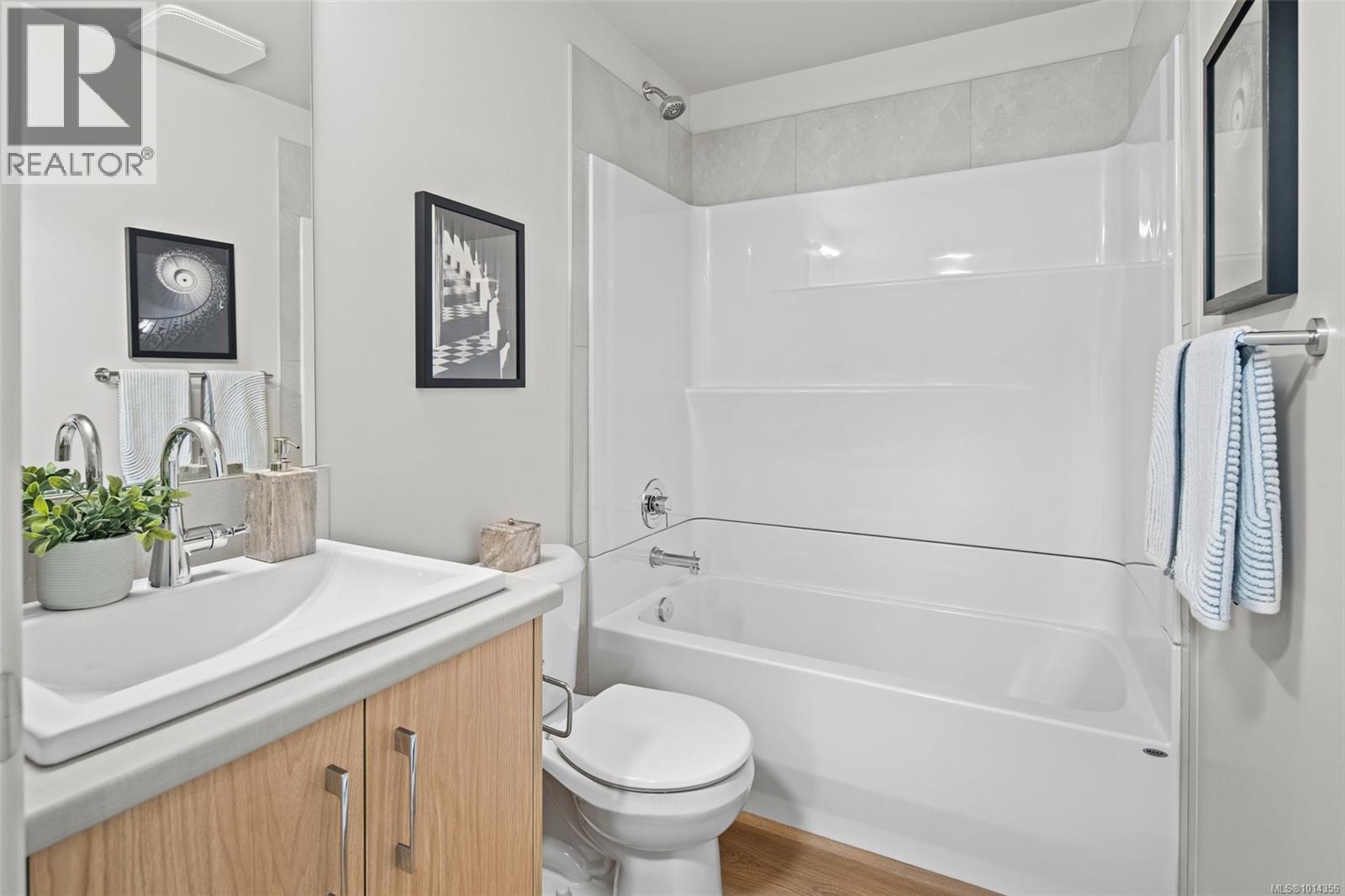 3771 Producers Way, Colwood