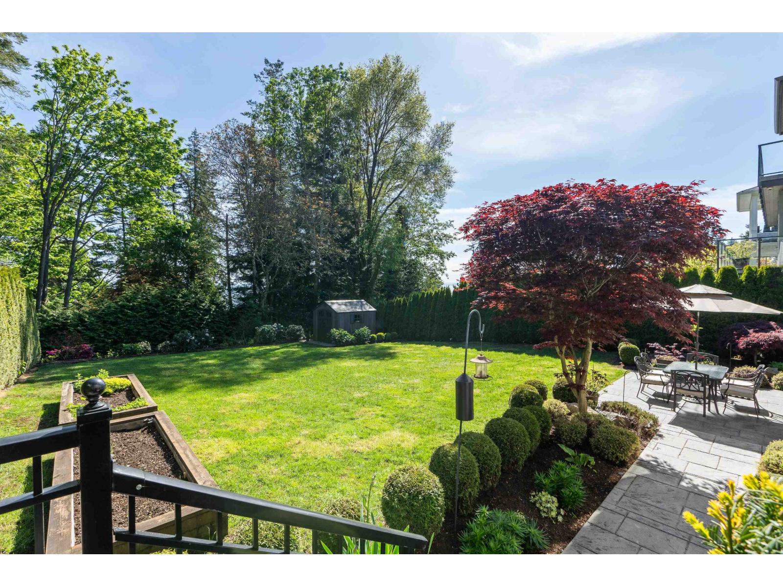 13416 MARINE DRIVE, Surrey