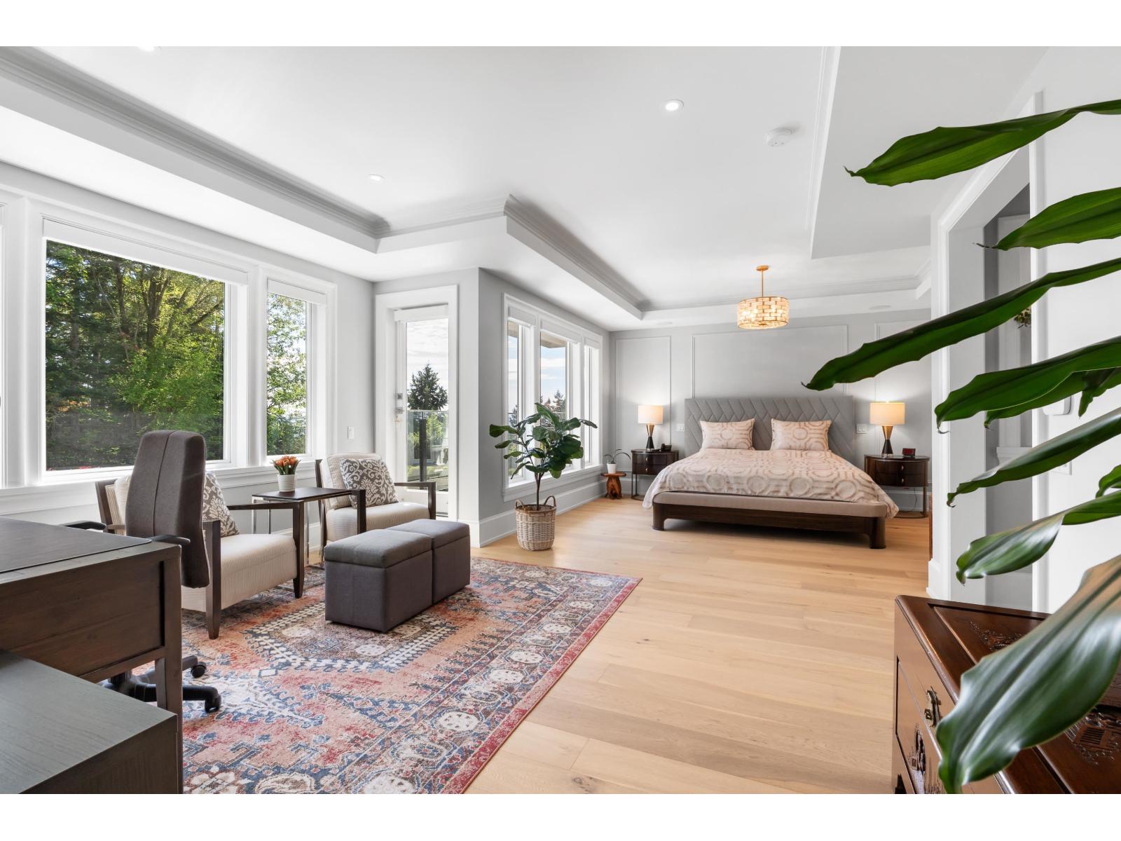 13416 MARINE DRIVE, Surrey