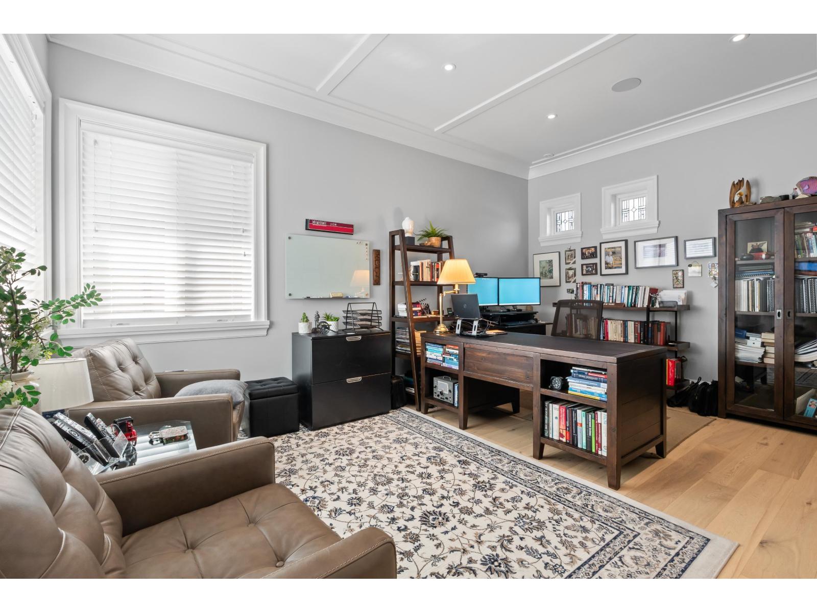 13416 MARINE DRIVE, Surrey