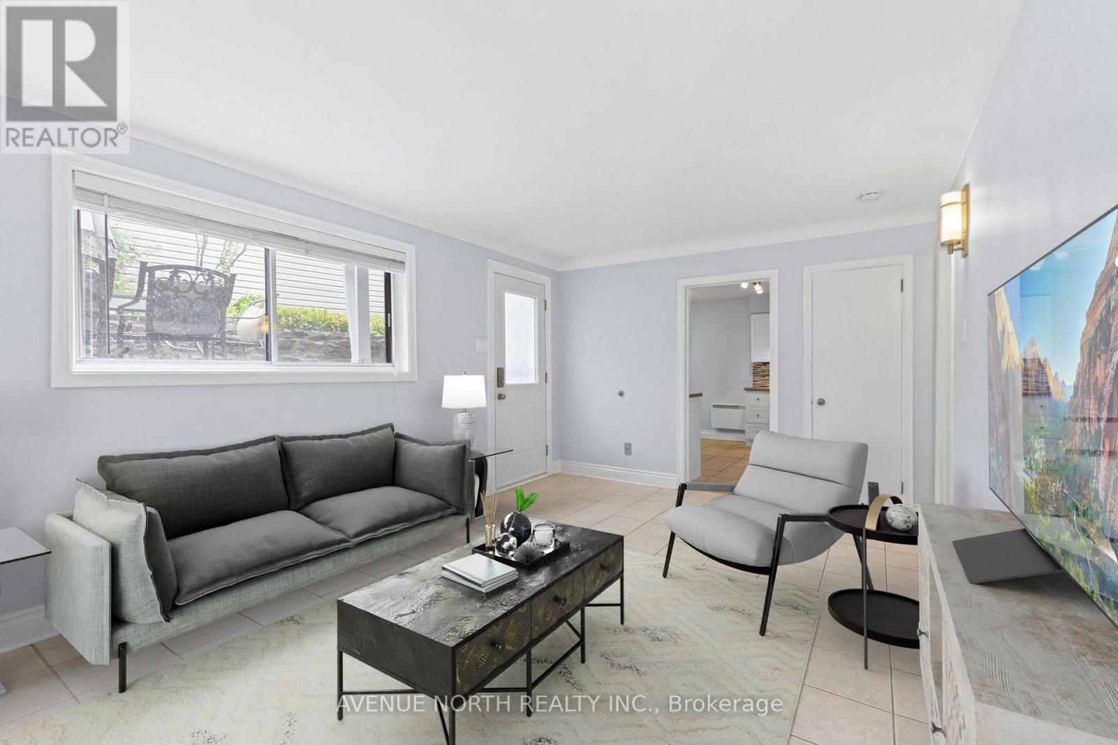 virtually staged livingroom