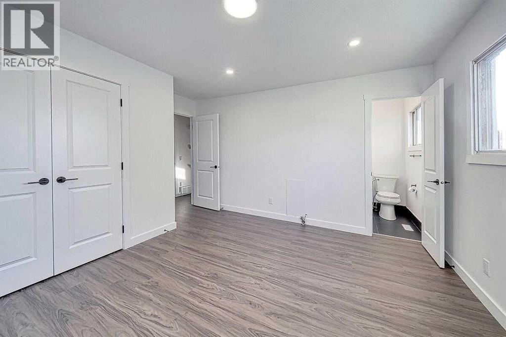 Single Family House 4 Level for Sale in  Pinetree Road NE Pineridge Calgary 