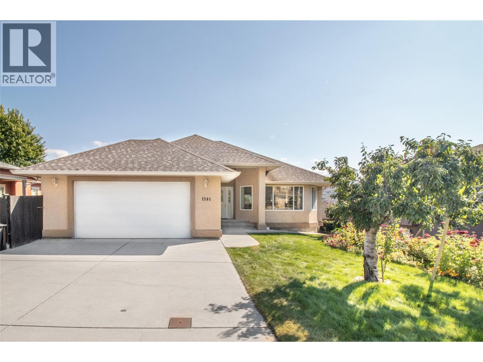1581 Large Avenue, Kelowna