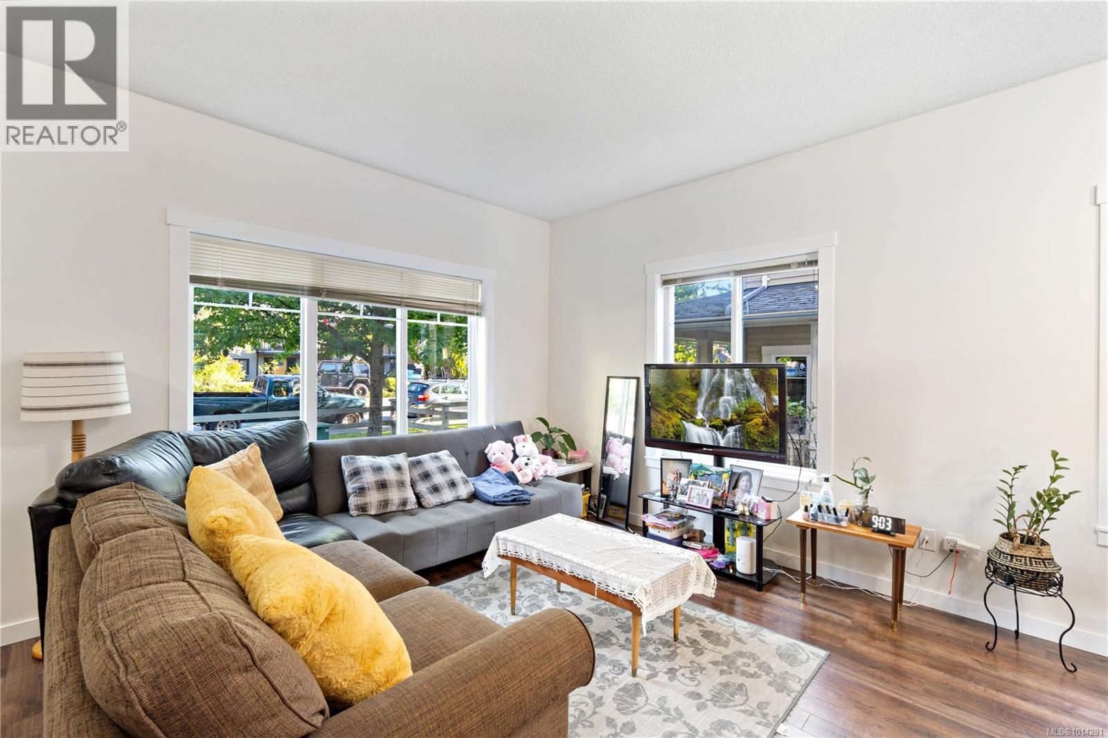 301 1675 Crescent View Dr, Nanaimo