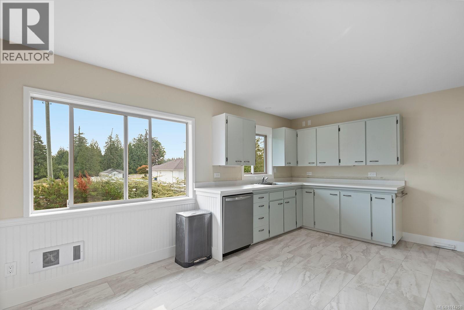 9242 Cottonwood Rd, Chemainus