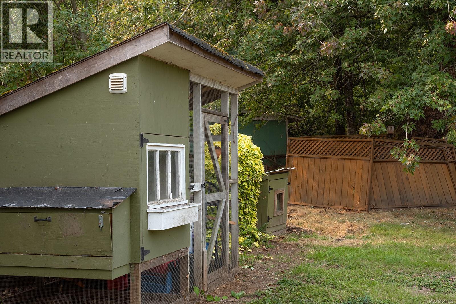 9242 Cottonwood Rd, Chemainus