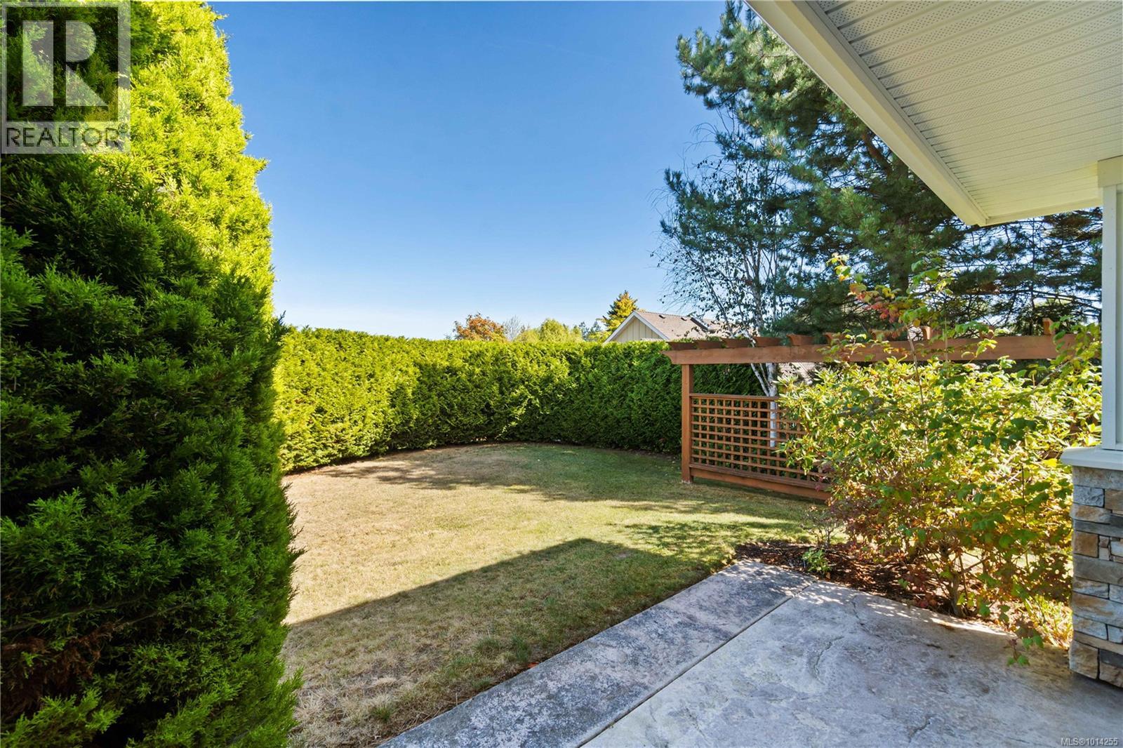 25 447 Pym St S, Parksville