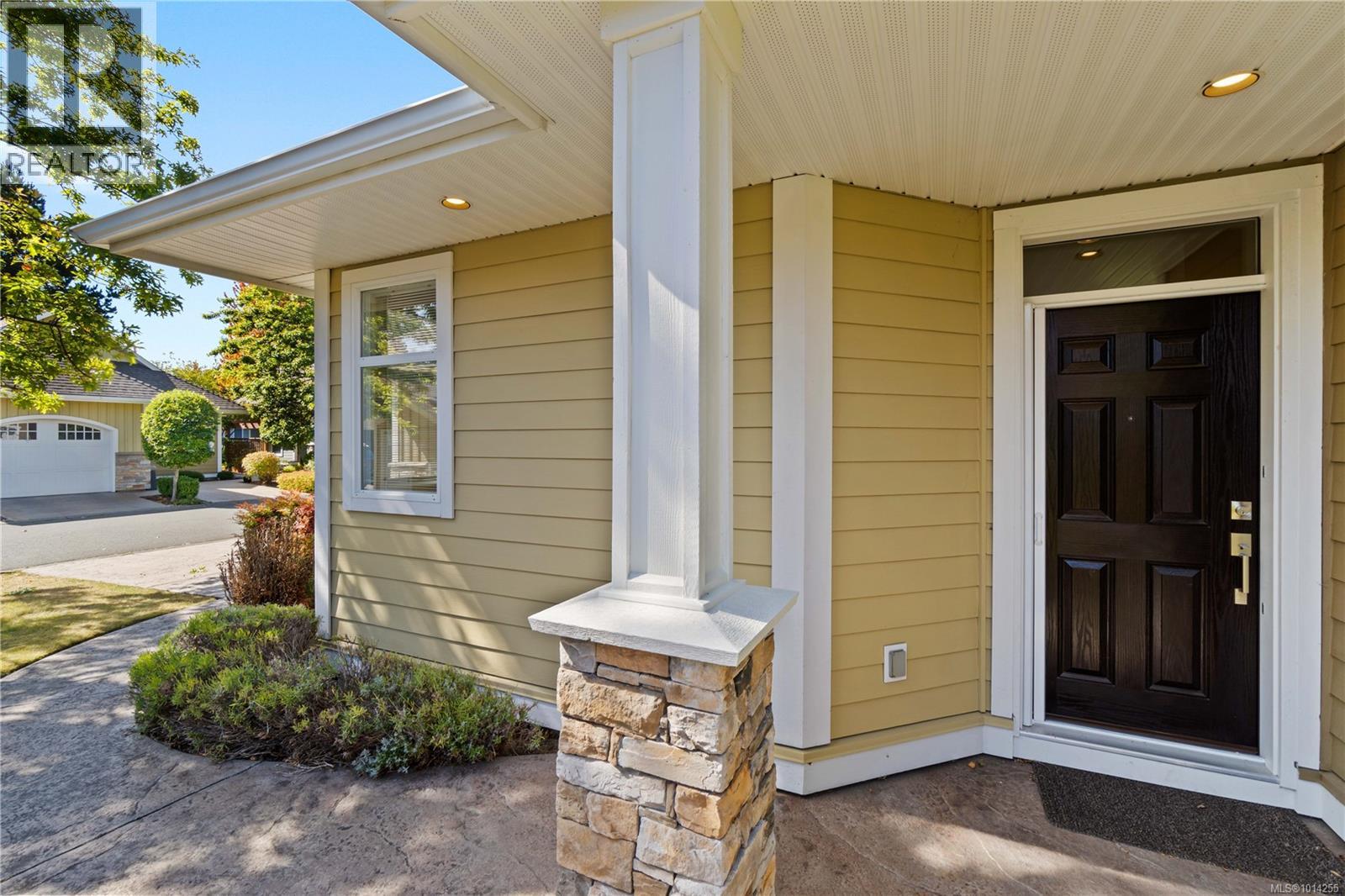 25 447 Pym St S, Parksville