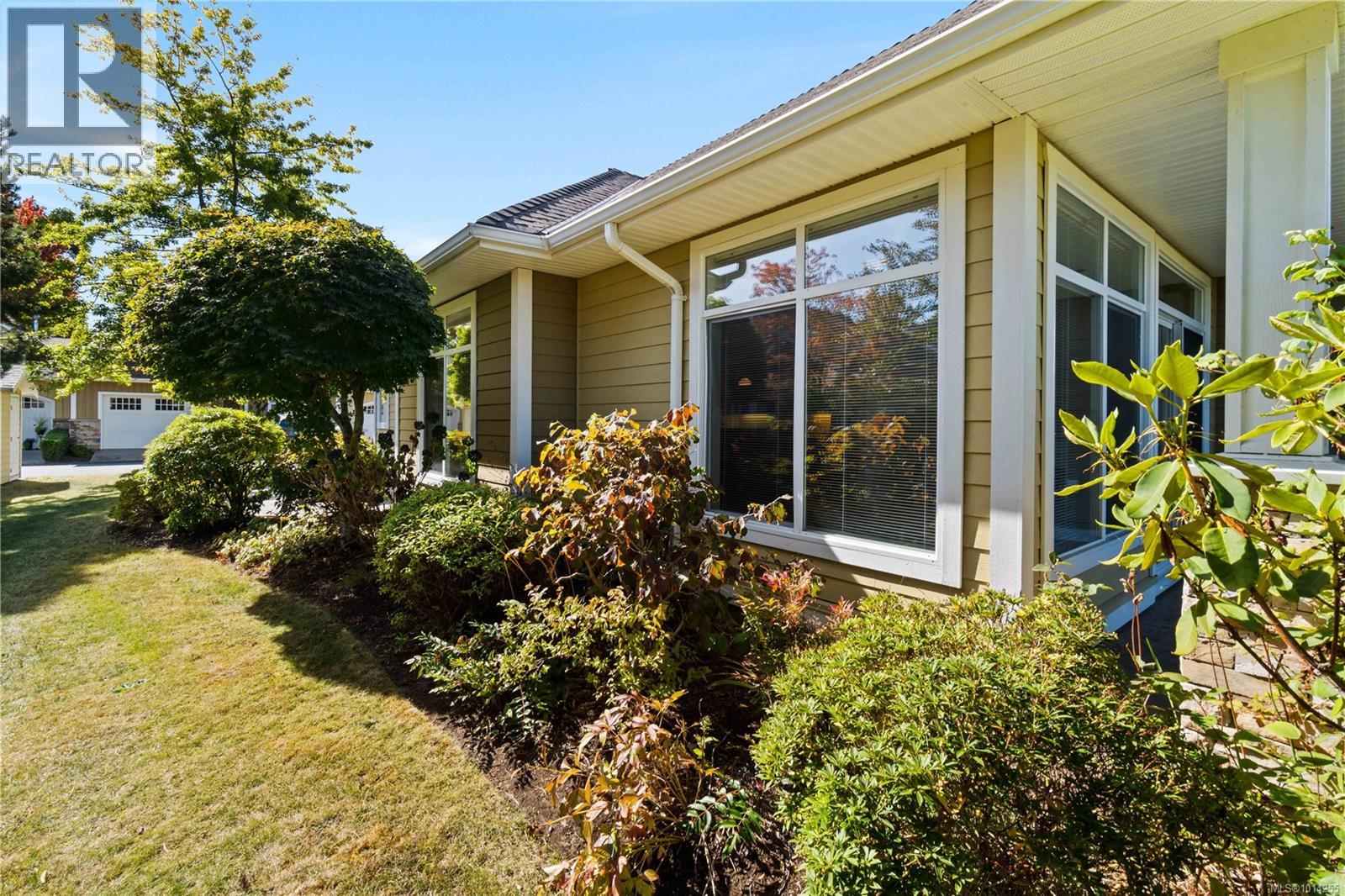 25 447 Pym St S, Parksville