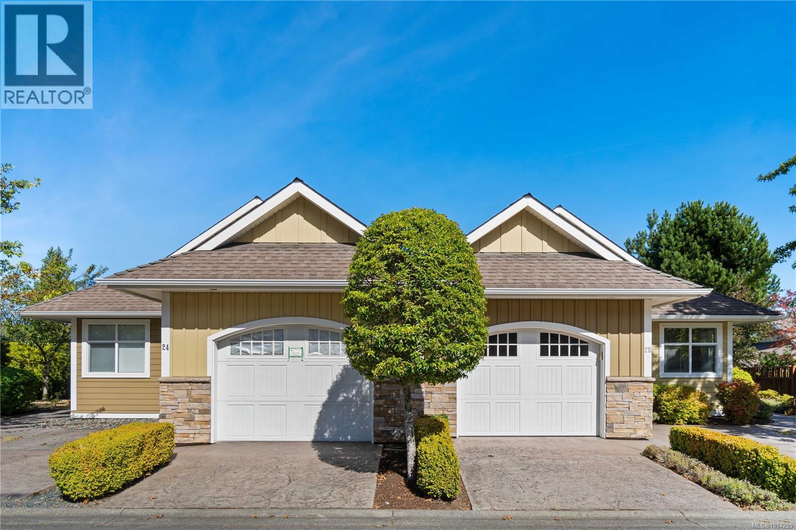 25 447 Pym St S, Parksville