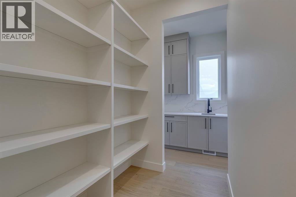 Single Family House for Sale in  Elveden Park SW Springbank Hill Calgary 