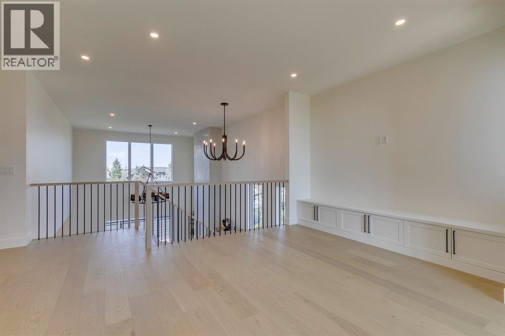 Single Family House for Sale in  Elveden Park SW Springbank Hill Calgary 