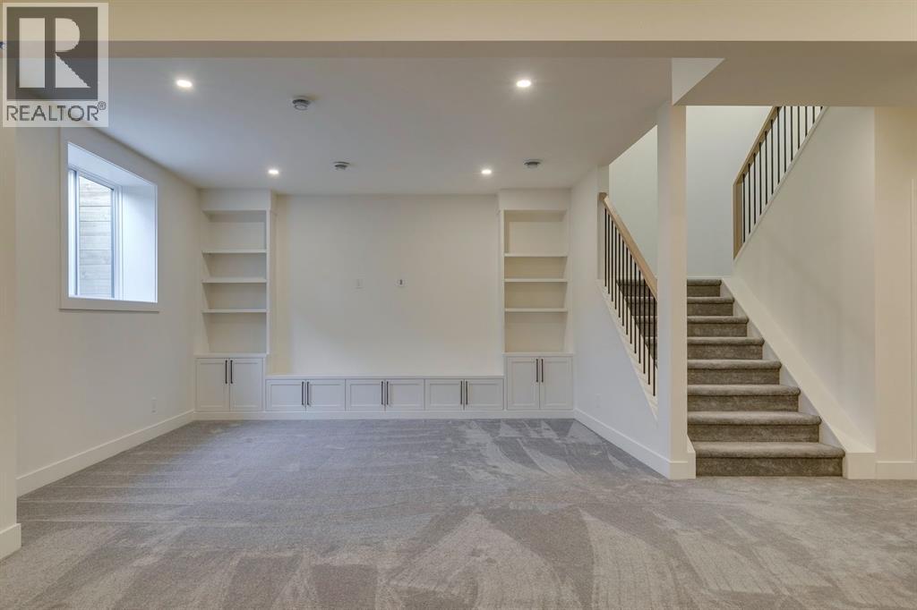 Single Family House for Sale in  Elveden Park SW Springbank Hill Calgary 