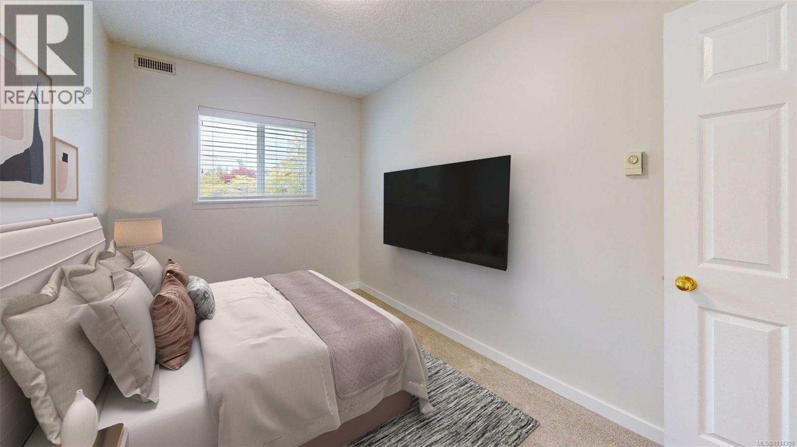 1 1441 Hillside Avenue, Victoria