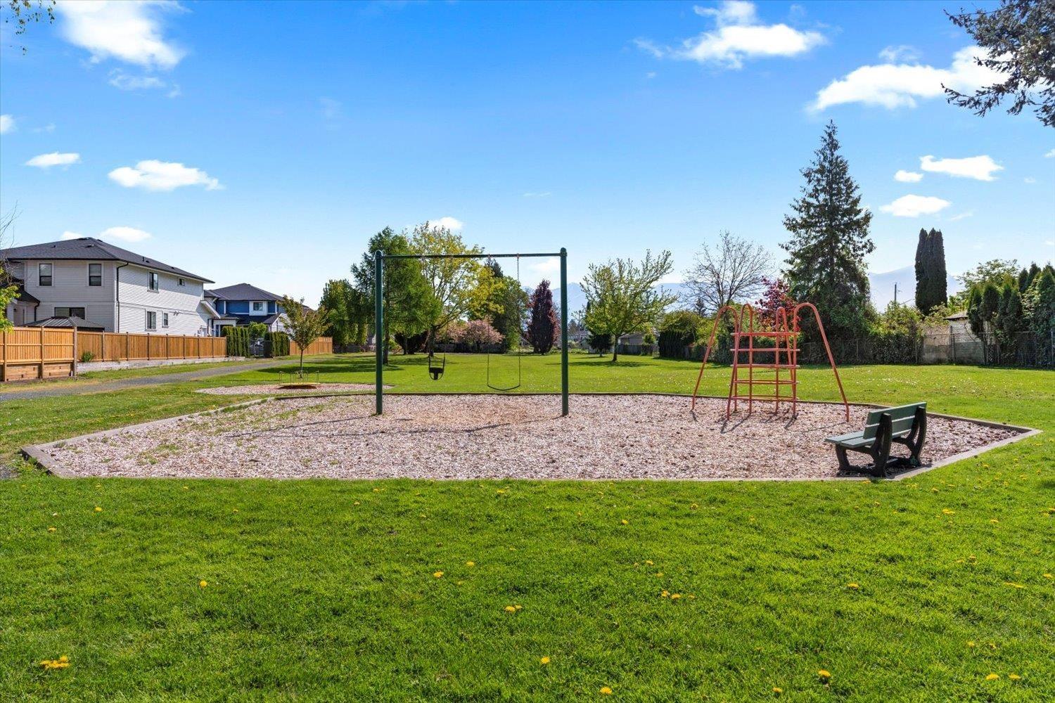 5 46106 RIVERSIDE DRIVE, Chilliwack Proper East, Chilliwack