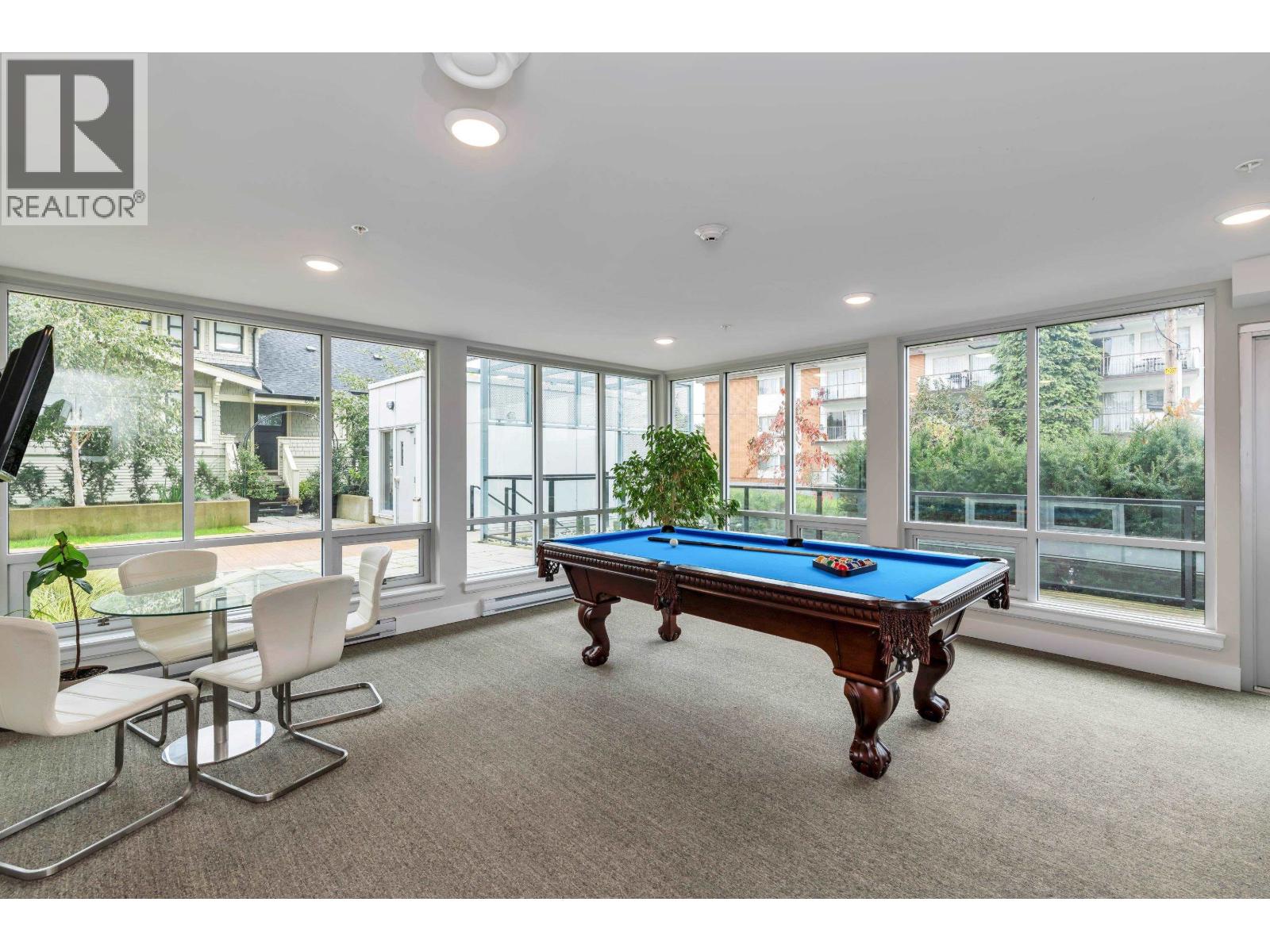104 809 FOURTH AVENUE, New Westminster