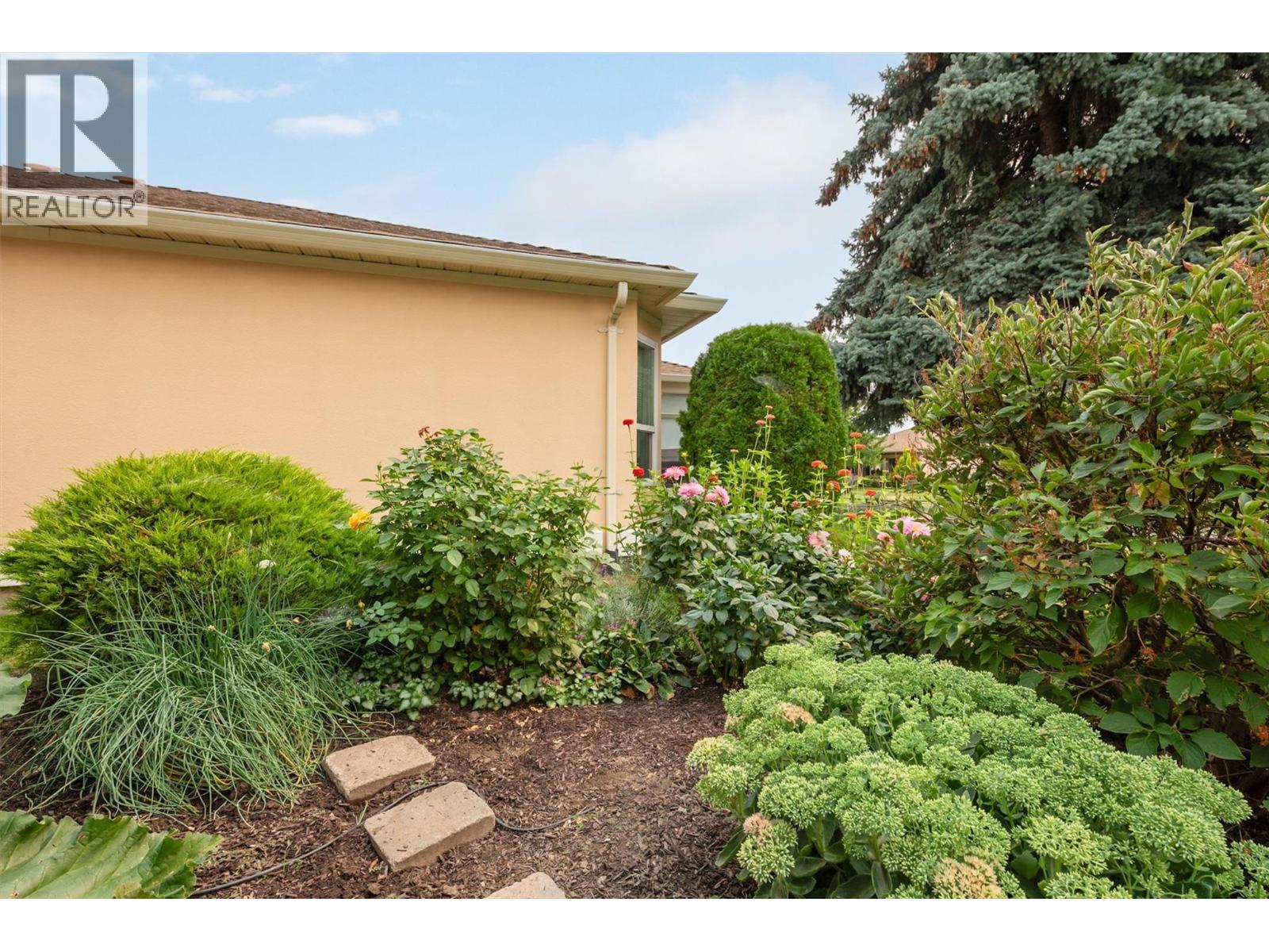 182 1201 Cameron Avenue, Kelowna