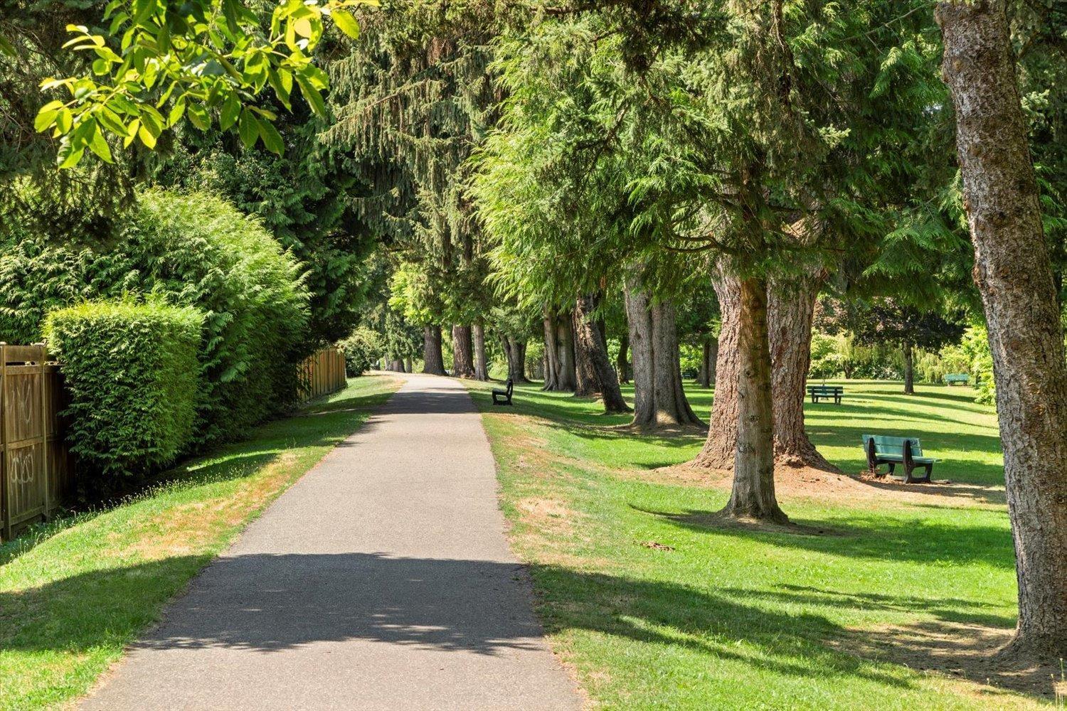 6 46106 RIVERSIDE DRIVE, Chilliwack Proper East, Chilliwack