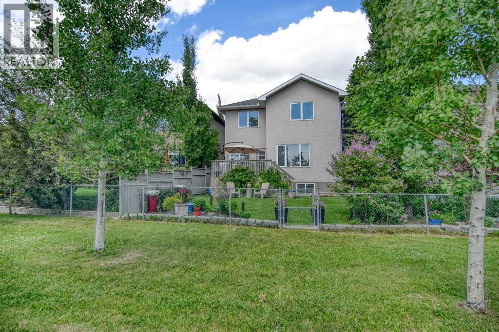 Single Family House for Sale in  Scenic View Close NW Scenic Acres Calgary 