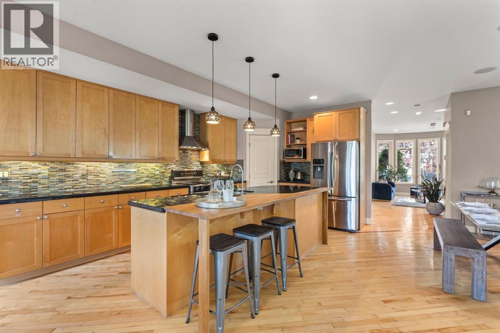 Single Family House for Sale in   Avenue NW Mount Pleasant Calgary 