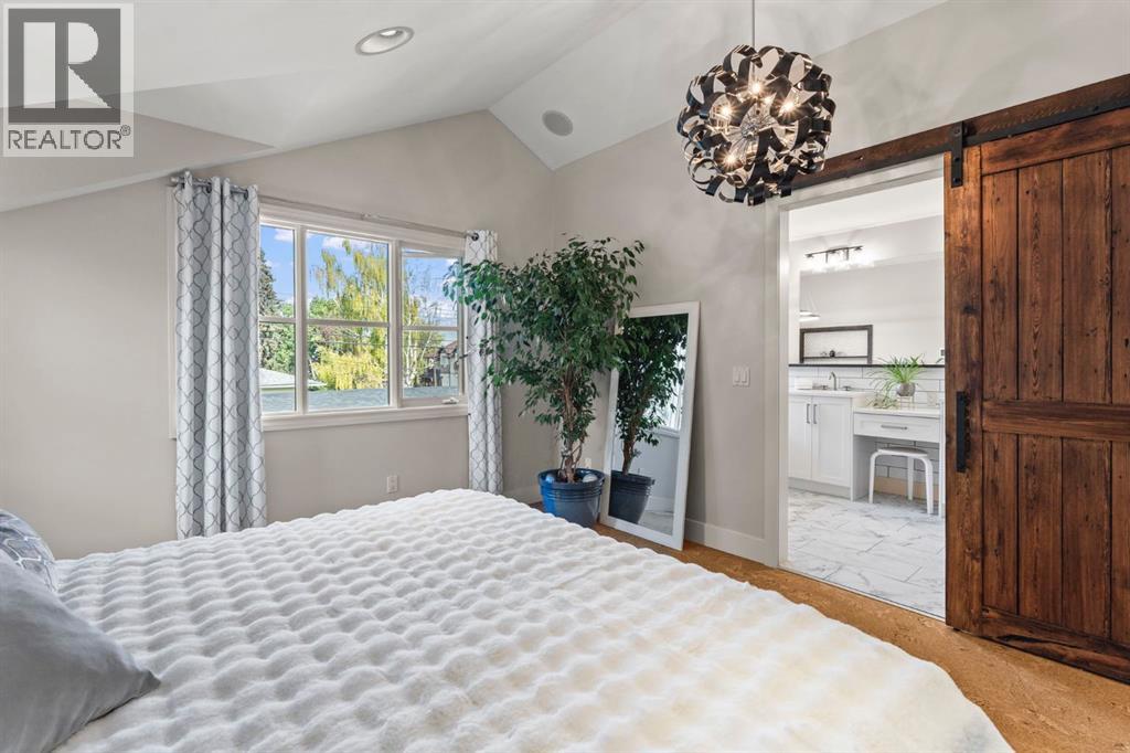 Single Family House for Sale in   Avenue NW Mount Pleasant Calgary 