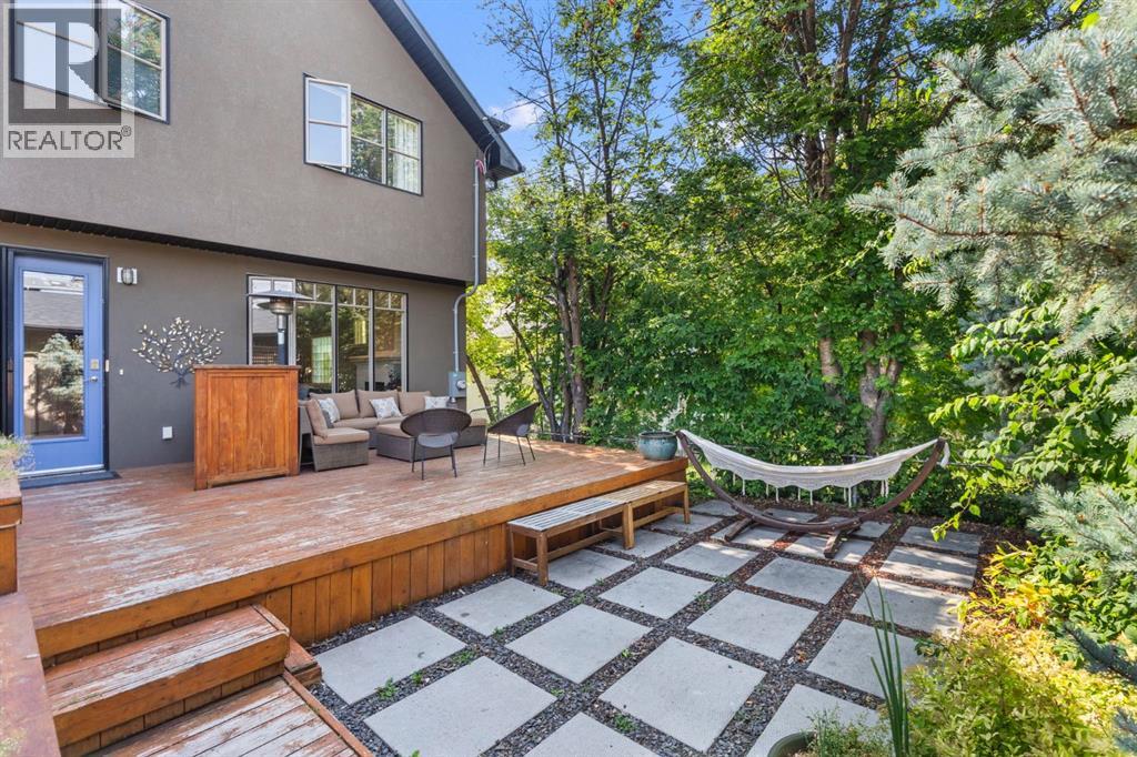 Single Family House for Sale in   Avenue NW Mount Pleasant Calgary 
