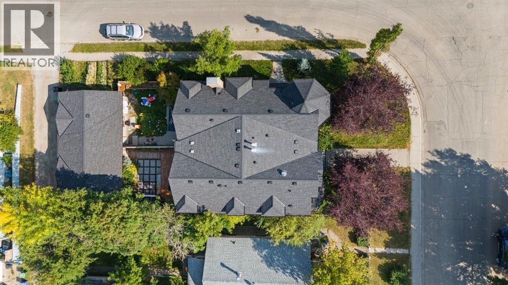 Single Family House for Sale in   Avenue NW Mount Pleasant Calgary 